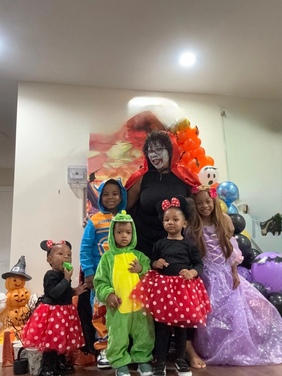 PHOTO-2025-12-19-12-44-21 (14).jpg