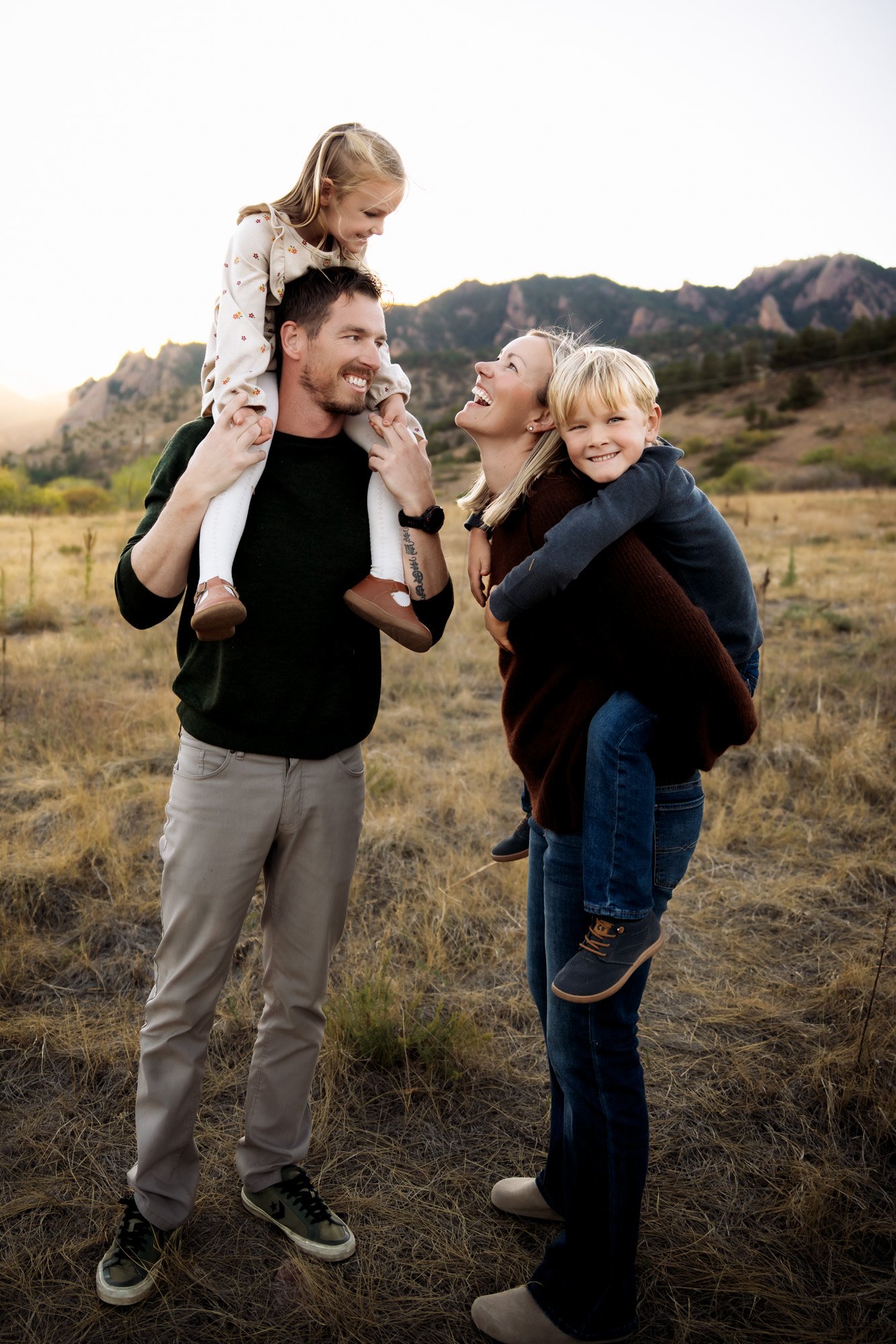 20261002-family-meyers-300.jpg