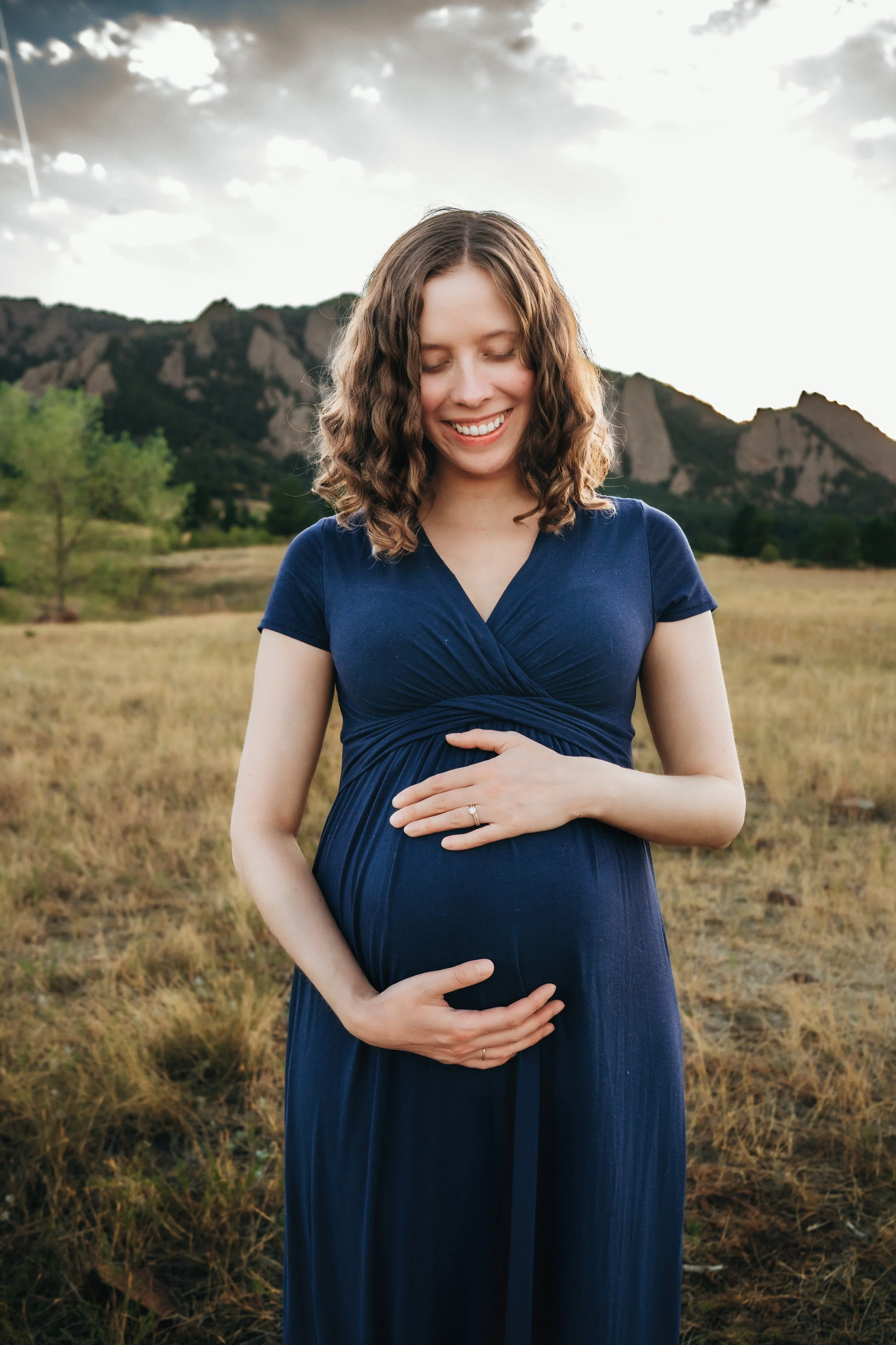 20260817-LizzyandAdam-Maternity-309.jpg