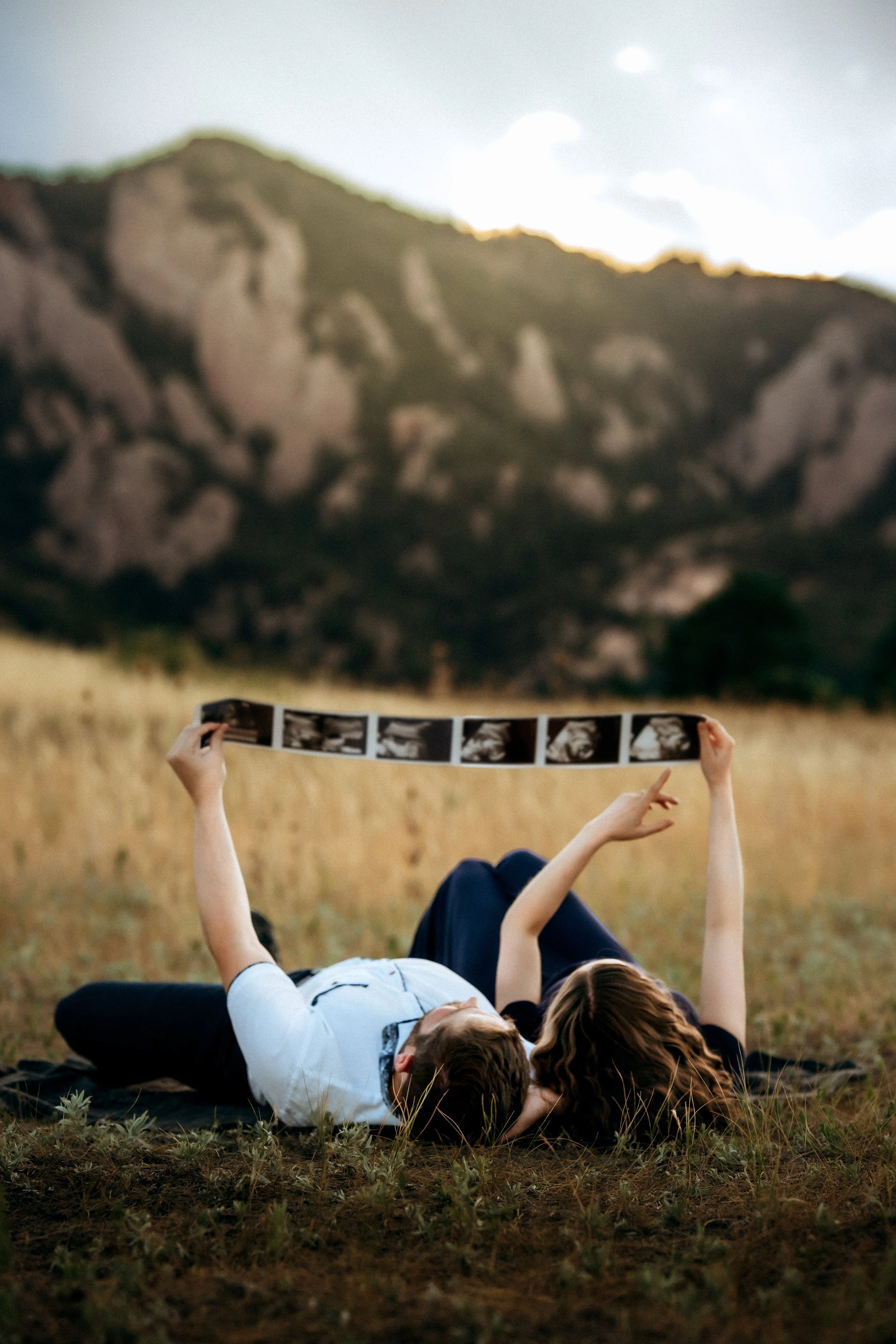 20260817-LizzyandAdam-Maternity-185-2.jpg