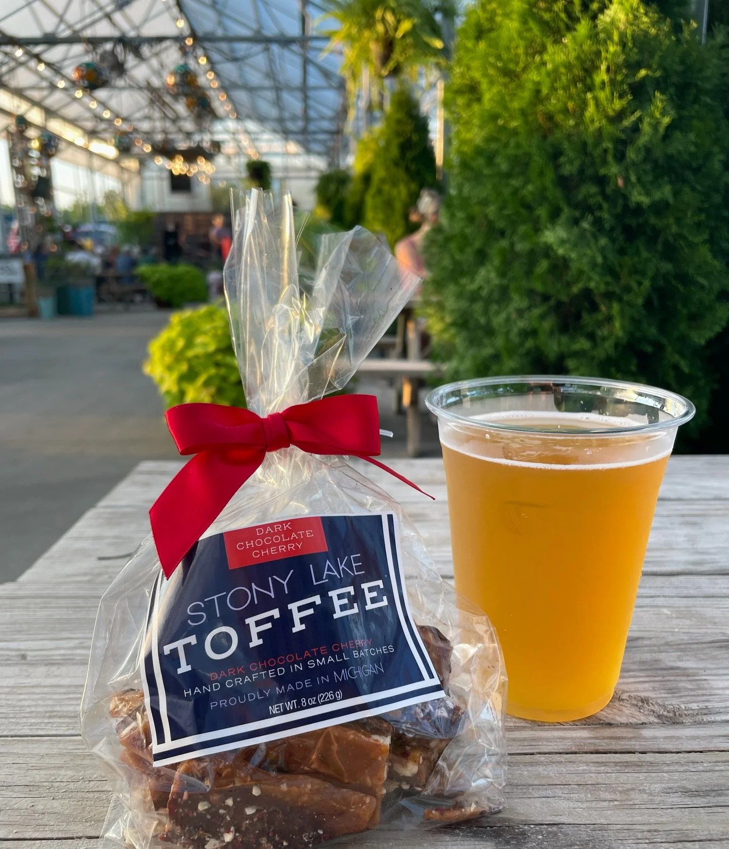 Sunshine + toffee = the perfect combo ☀️
Made for spring days and little moments of indulgence.
💛 Treat yourself today