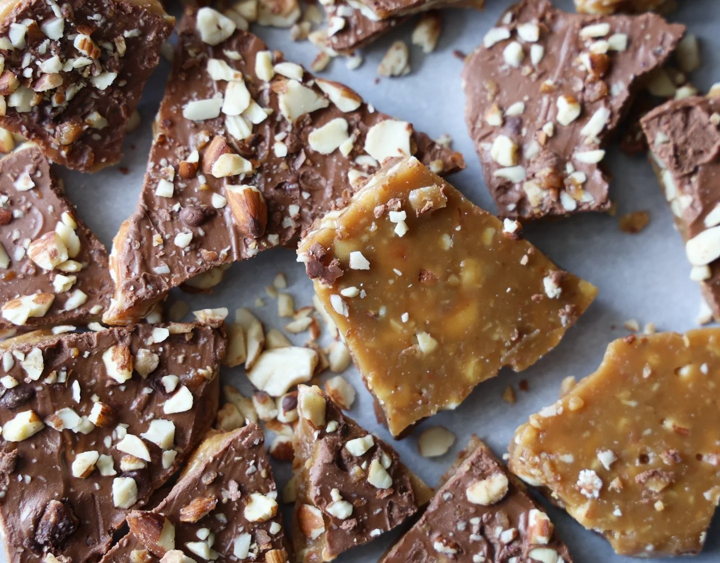 Fresh, buttery toffee is the perfect treat for Easter baskets, picnics, or just because. ✨ Order now at the link in our bio