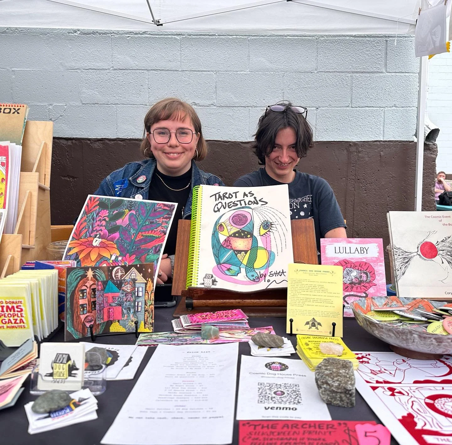 What a wonderful day! We met many lovely folks yesterday in Binghamton at the Upstate Anarchist Book-fair hosted by @pmpress 

Thank you to all who came out, to all the other vendors, comrades and new friends! 💜

We almost sold out of several public