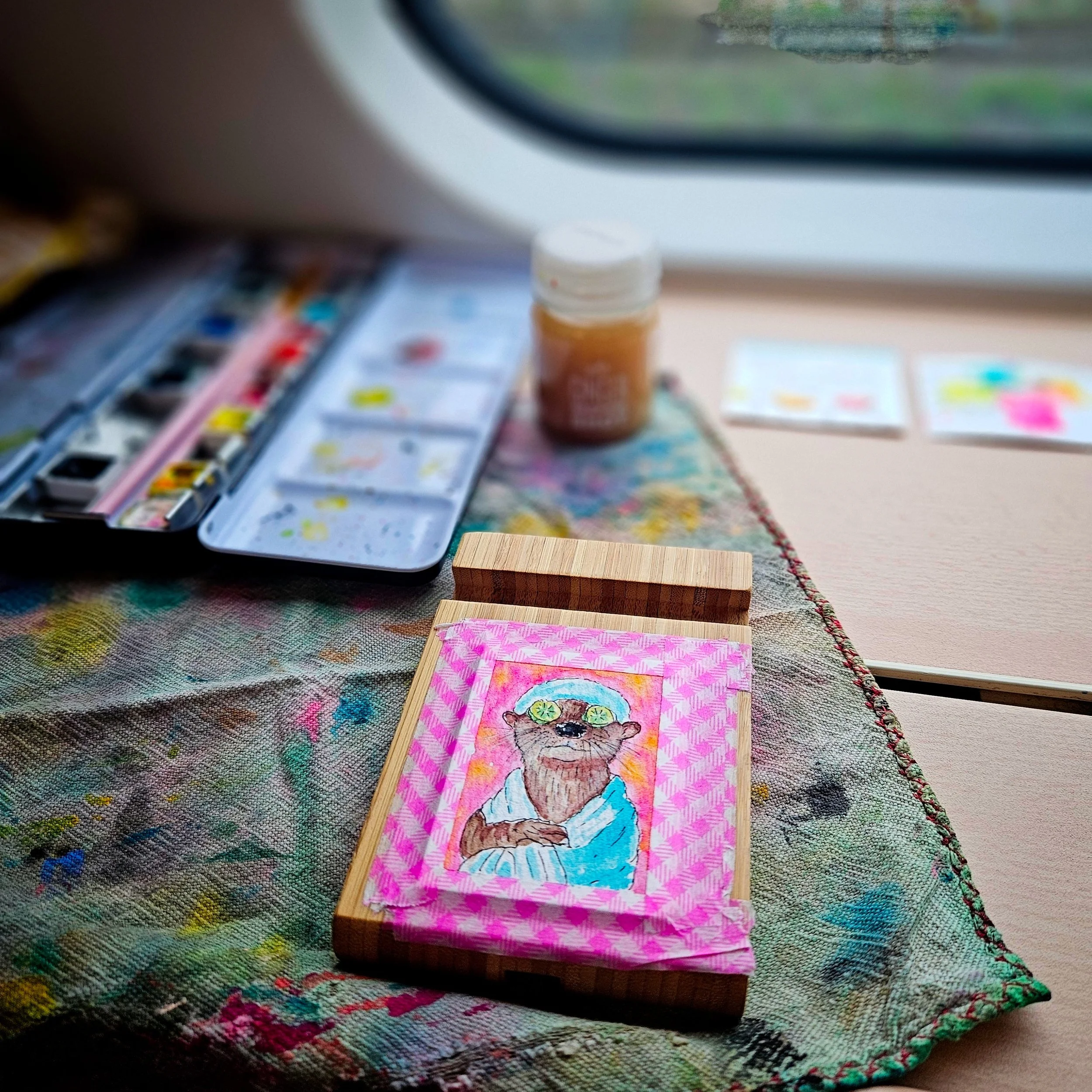 "Spa Otter", 5 x 6,5cm
(original from Pinterest) 
aquarell on paper
#100tinyreasures