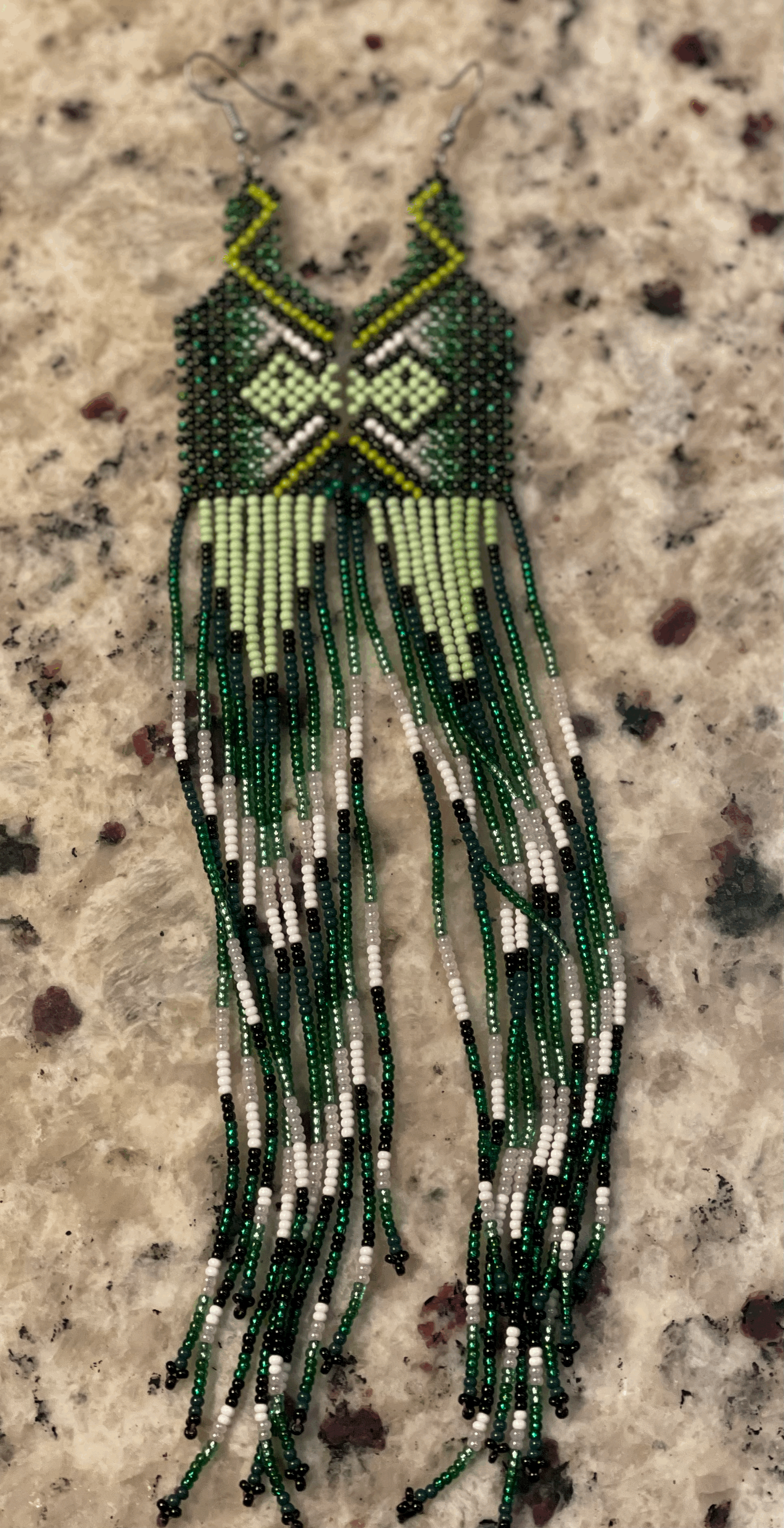 Yawanawá beaded earrings