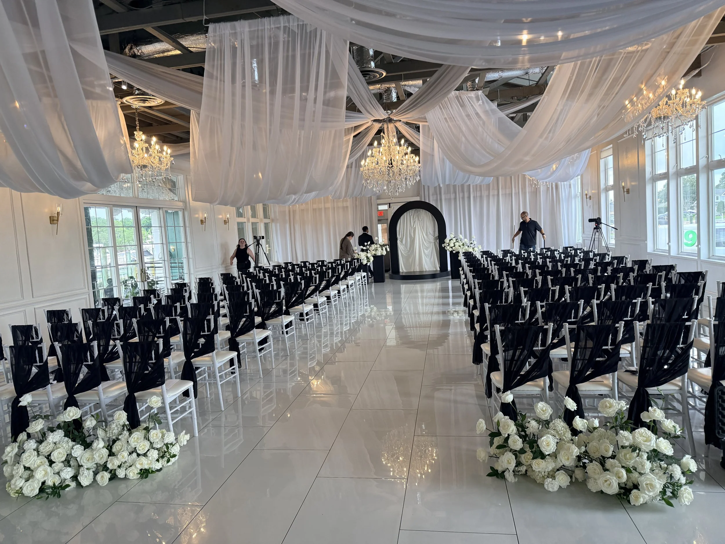 Wedding decor at the Gala 417 in virginia beach