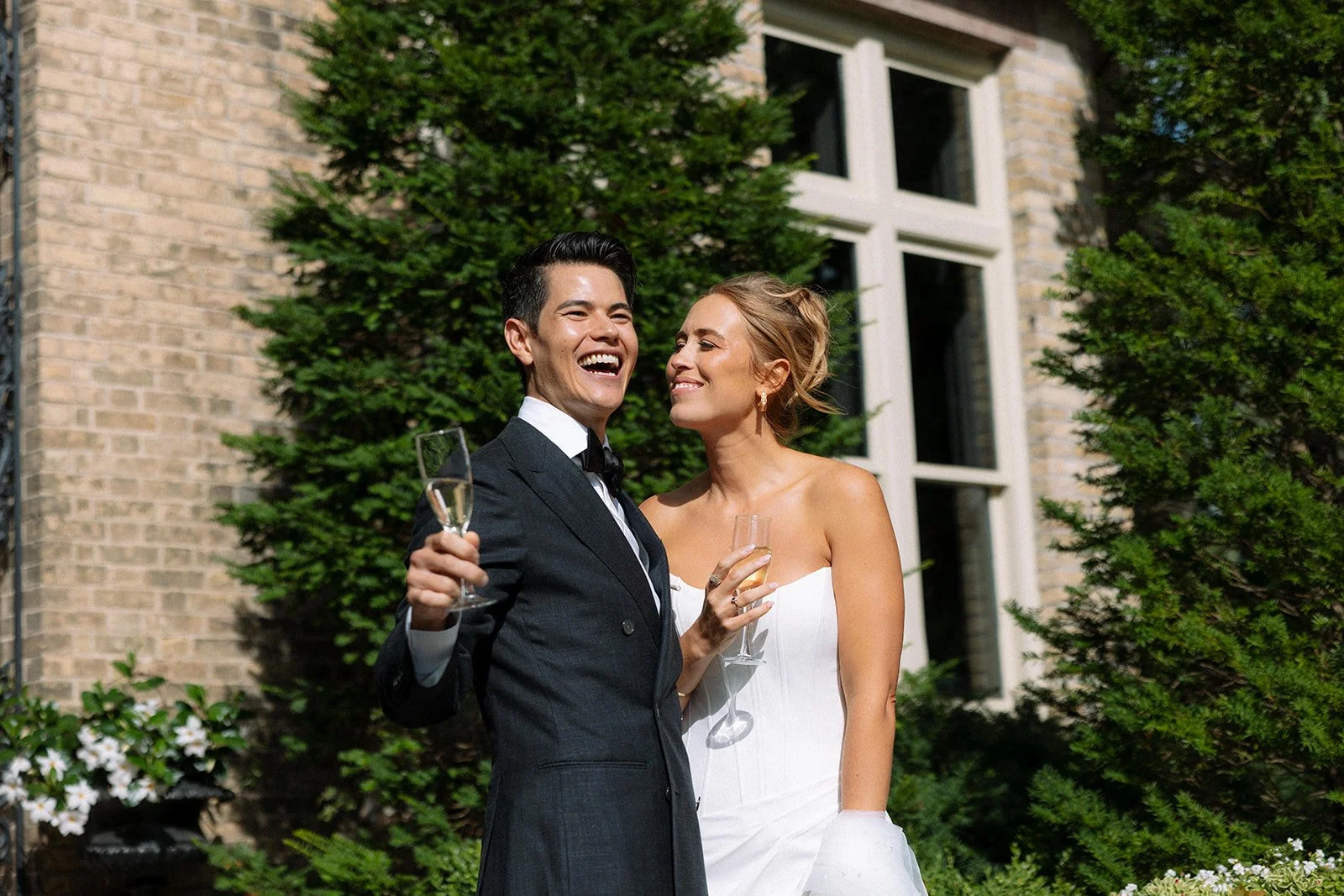 How to Build a Wedding Timeline That Lets You Stay Present