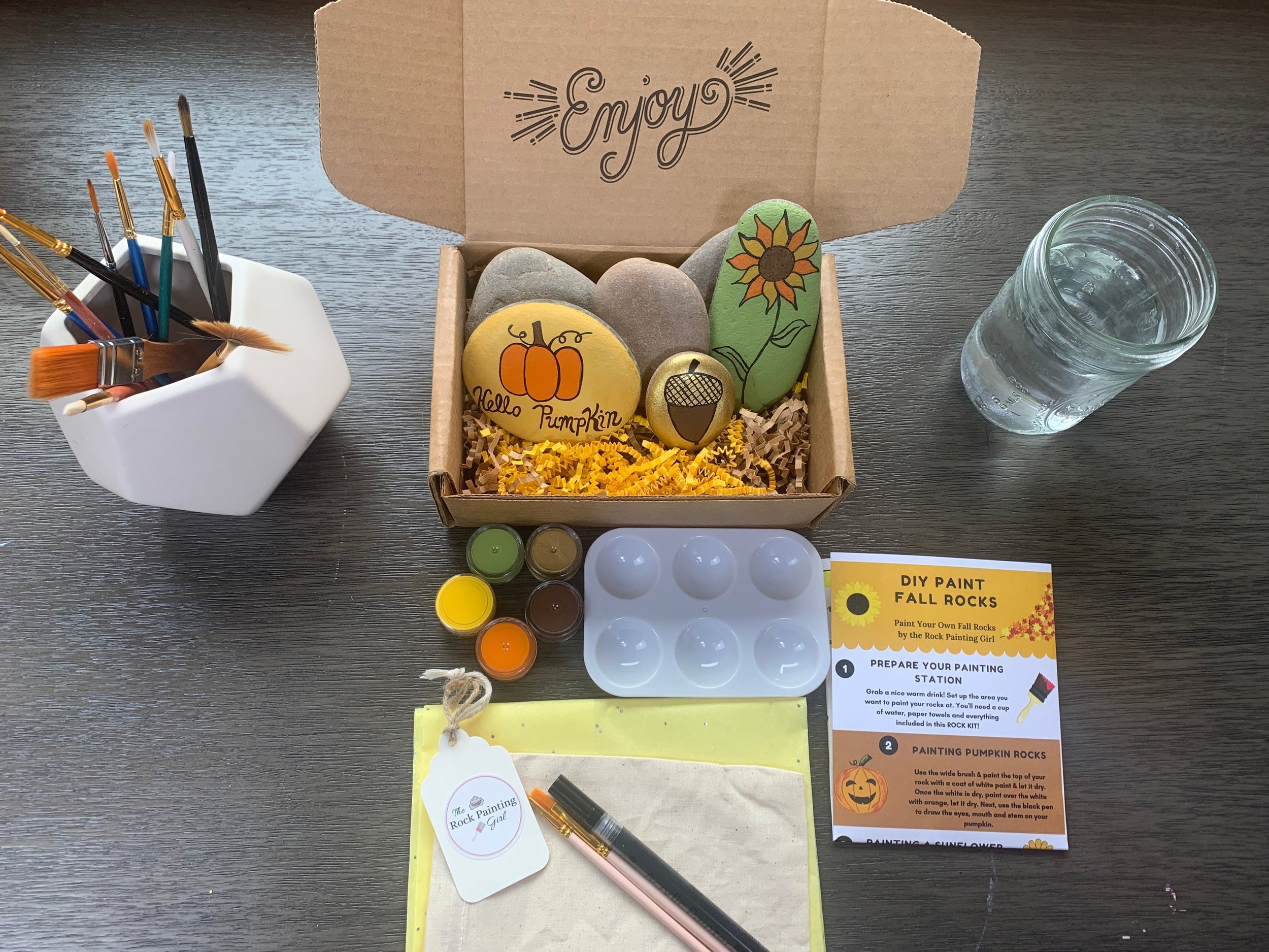 https://i.etsystatic.com/21768786/r/il/0e427f/3261420558/il_fullxfull.3261420558_feer.jpg