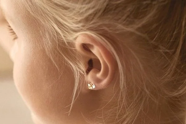 Ear Piercing Pop Up