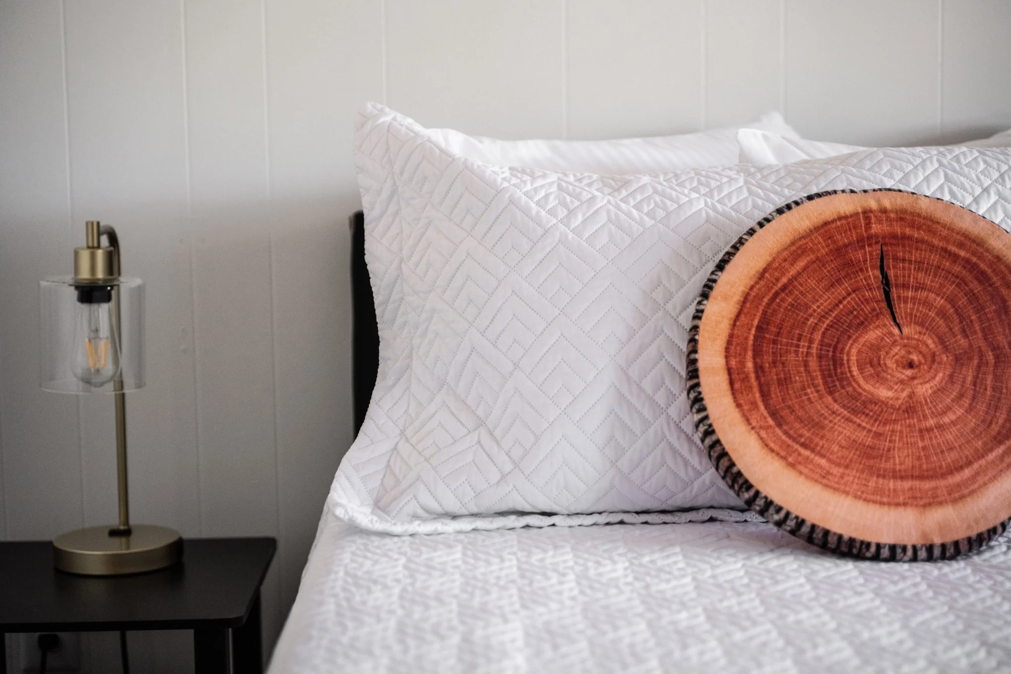 LUMBERJILL LODGE-ROOM 3-Bed 6.jpg
