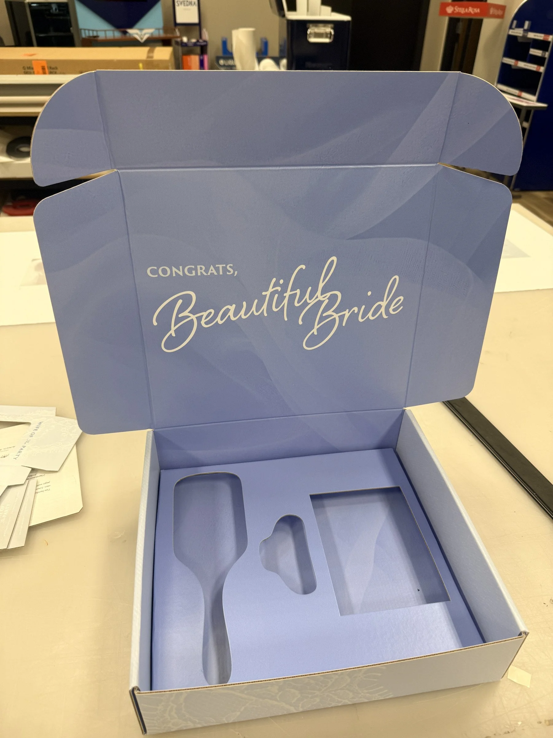 Assembled box and die-cut insert · construction process