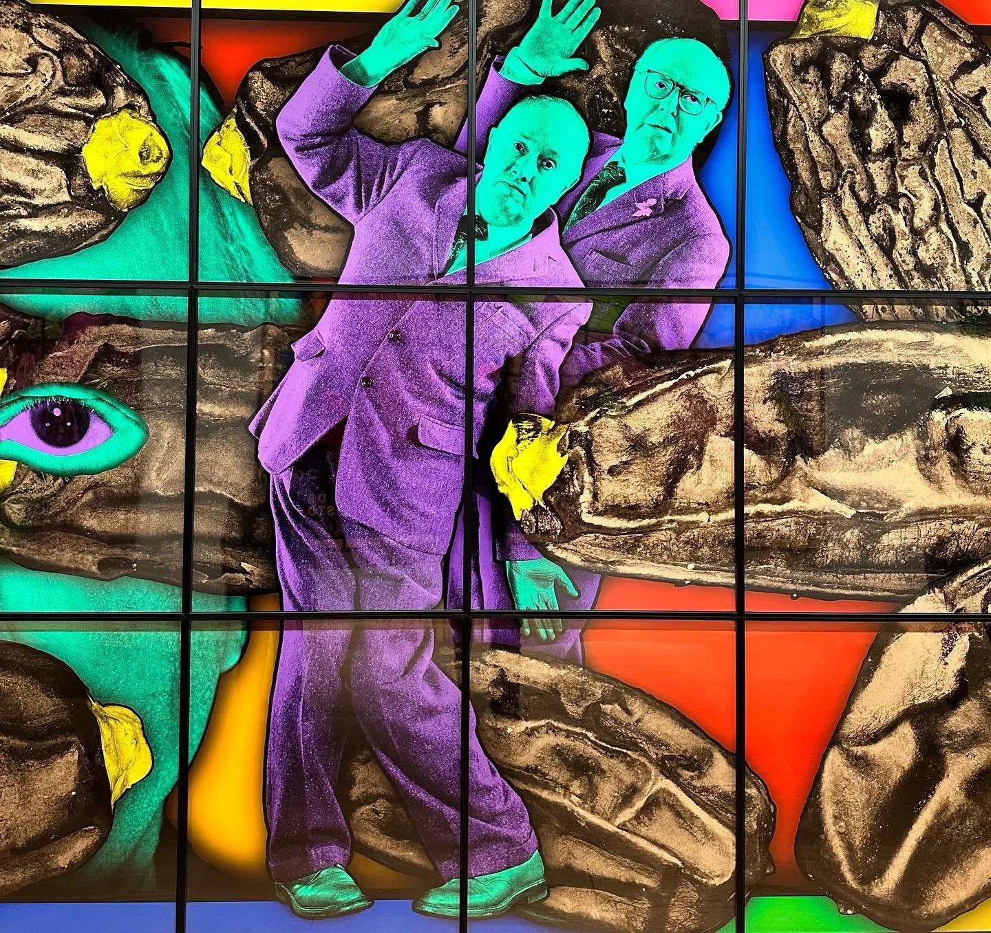 I popped to the Gilbert and George museum and it didn&rsquo;t disappoint. I even had a chat with the stars of the show! #gilbertandgeorge #gilbertandgeorgeexhibition #gilbertandgeorgethegreatexhibition #london #bricklane #streetarteverywhere #shoredi