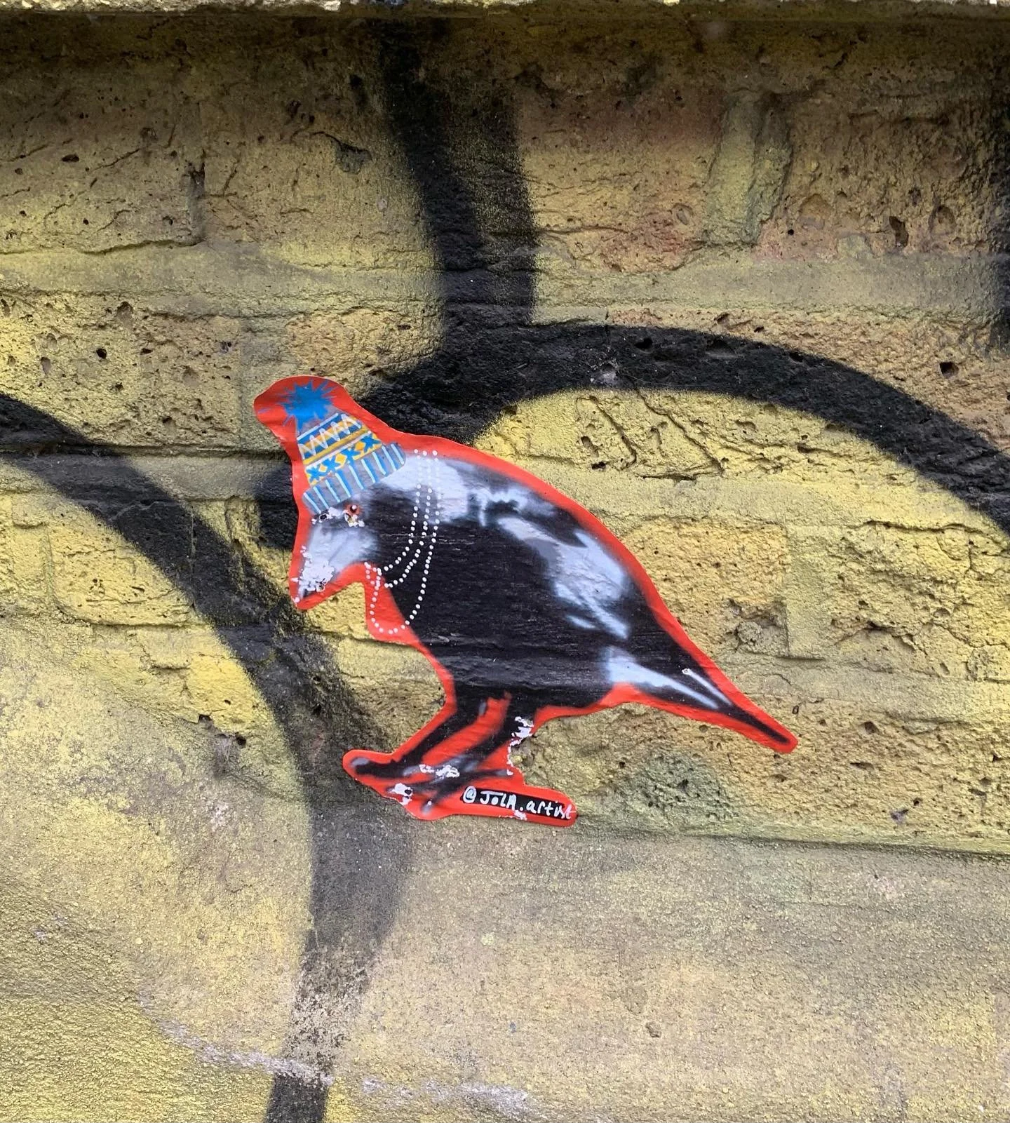 Pigeon Styles #londonstteet #pastupart #shoreditchstreetart #shoreditch #london #citylife #streetarteverywhere❤️ #londonstreetartist #urbanstreetart #streetartphotography #pastup #jola.artist