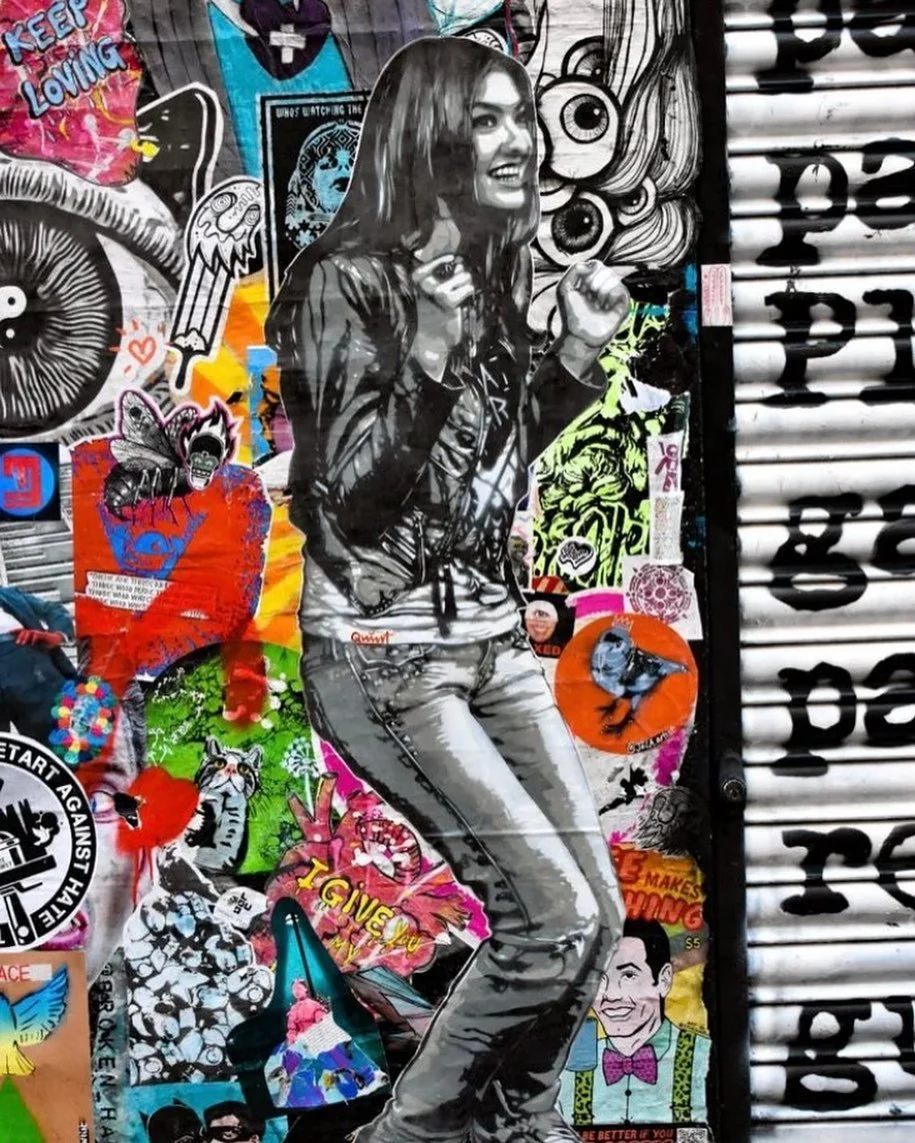 #shoreditchstreetart #streetart #streetphotography #streetartlondon #photography #streetartchat #grafitti #art #feb2023 #colour #shoreditch_hipster #london #bricklanestreetart❤️🎉💃🏻