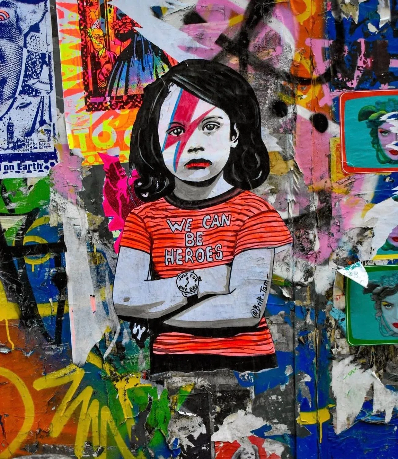 Not all hero&rsquo;s wear caps. #shoreditchstreetart #streetart #streetphotography #streetartlondon #photography #streetartchat #grafitti #art #feb2023 #colour #shoreditch_hipster #london #bricklanestreetart❤️🎉💃🏻
