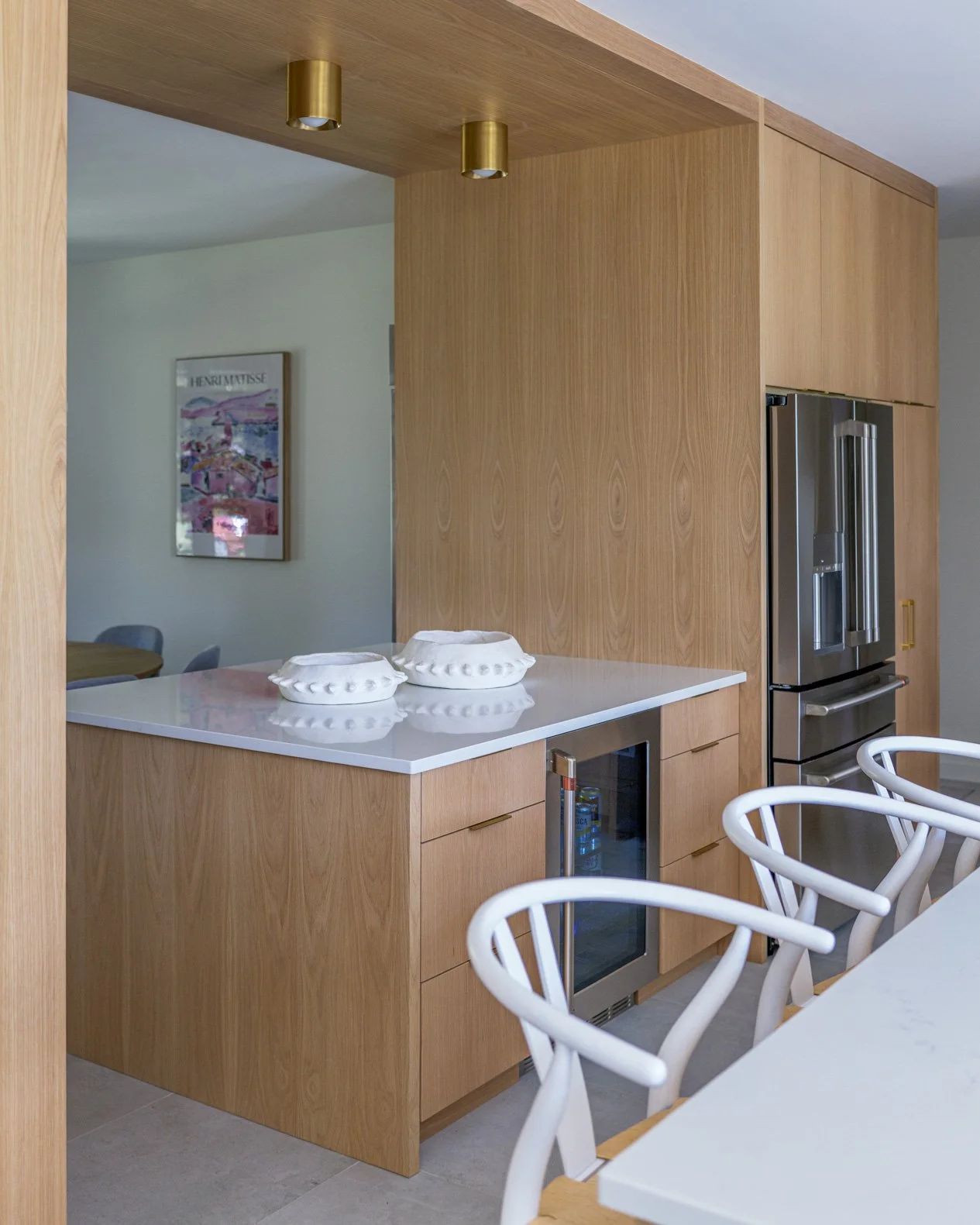 modern-white-oak-cabinets.jpg