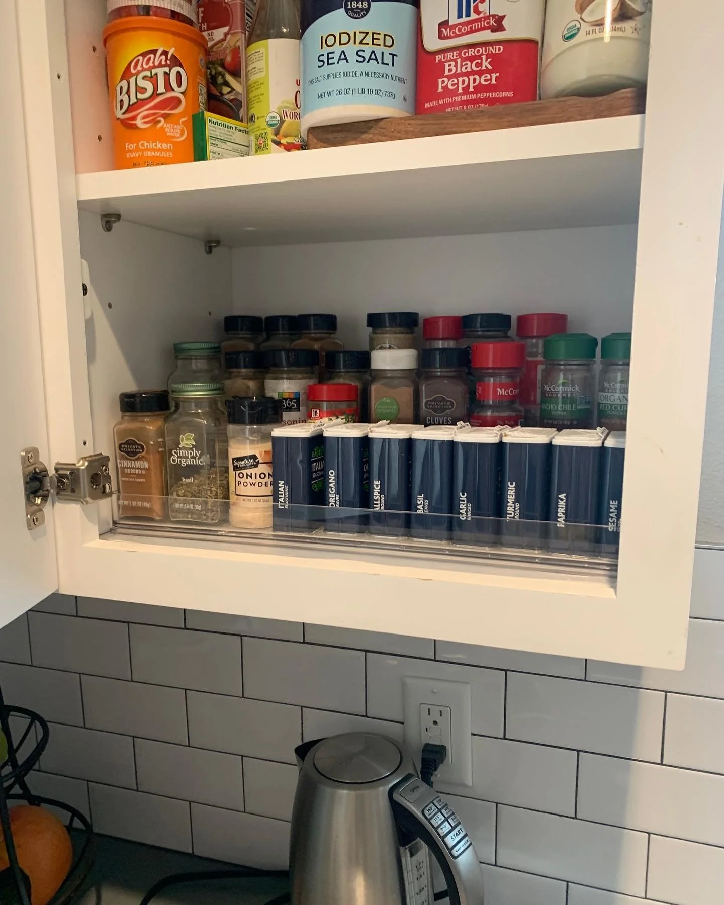 Do you really need to decant your spices into new glass jars and stick fancy labels on them?⁠
⁠
Yes, it looks great, but what is wrong with the bottle it came in?⁠
⁠
We, as organizers, need to start thinking about the planet. The amount of trash that