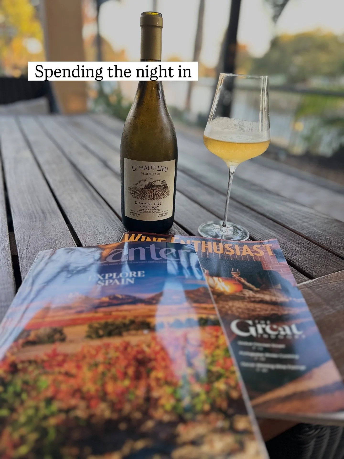 Sometimes it just time to catch up on some reading and drink some good wine. #whatwearedrinking 

Wine: Le Haut-Lieu Demi-sec 2023, Domaine Huet, Vouvray, France 

Reading: @decanter @wineenthusiast