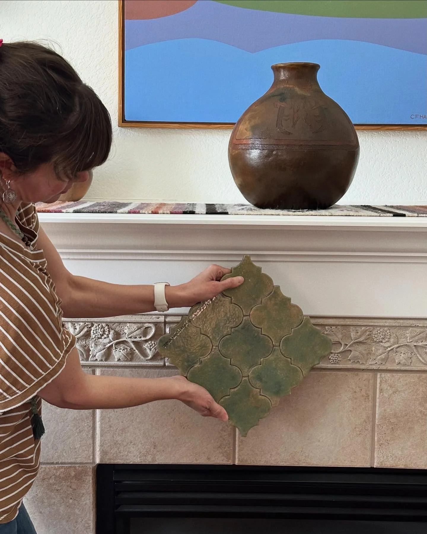 From New Mexico with Love&hellip;every tile is made to order by hand from Syzygy Tile. The patina of each tile unique bringing together a palette that compliments this owner&rsquo;s style and love of the southwest. 

I&rsquo;m so excited to approve t