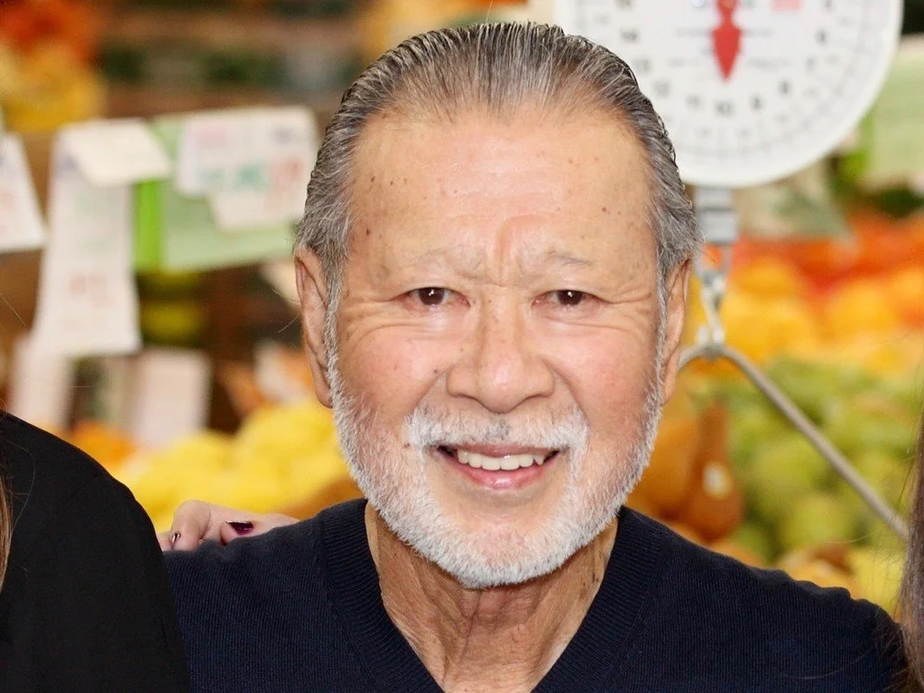 The Berkeley Bowl, where the nuts were off the shelves — JOHN M. GLIONNA