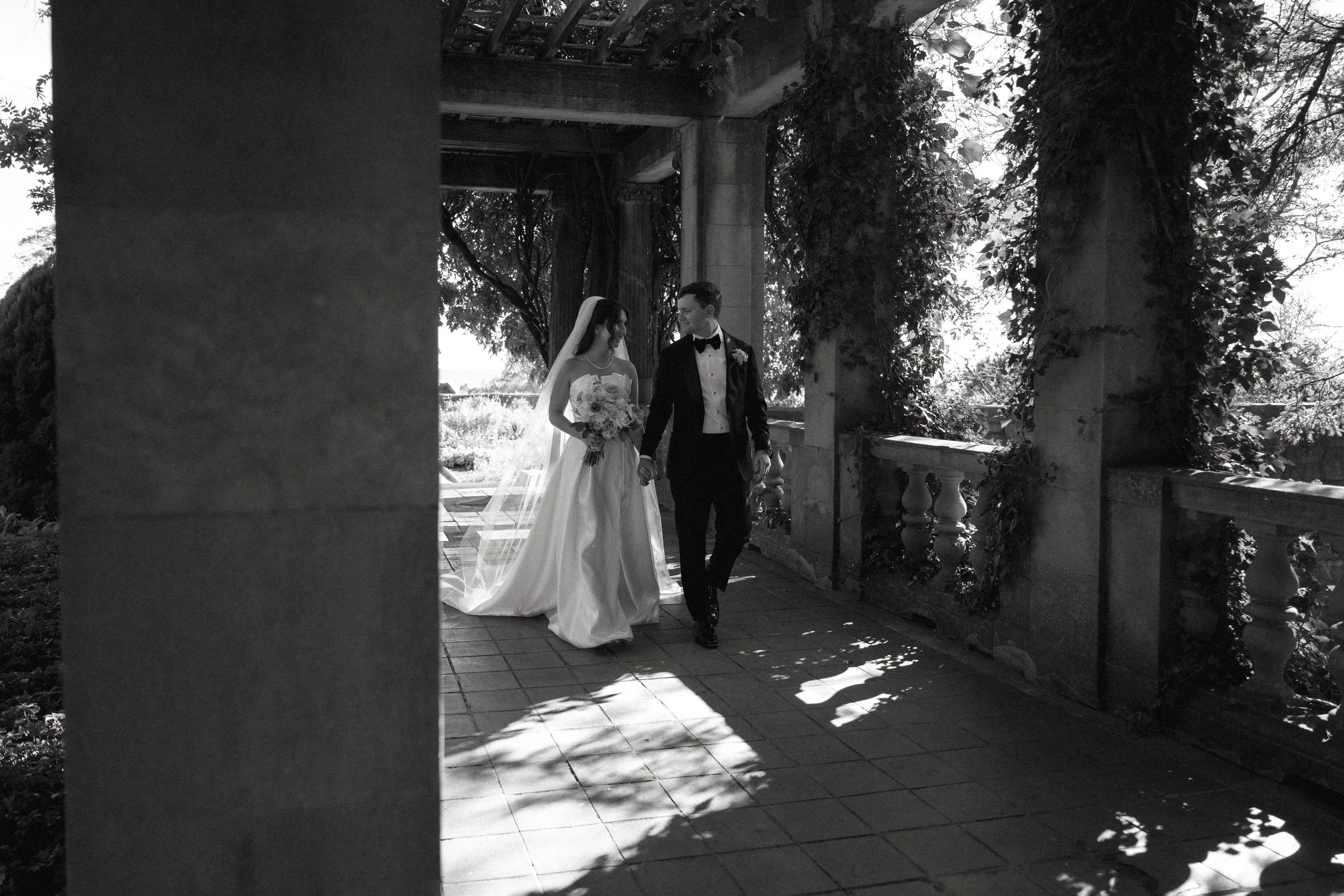 Top Mistakes Couples Make When Shortlisting Wedding Photographers (And How to Avoid Them)