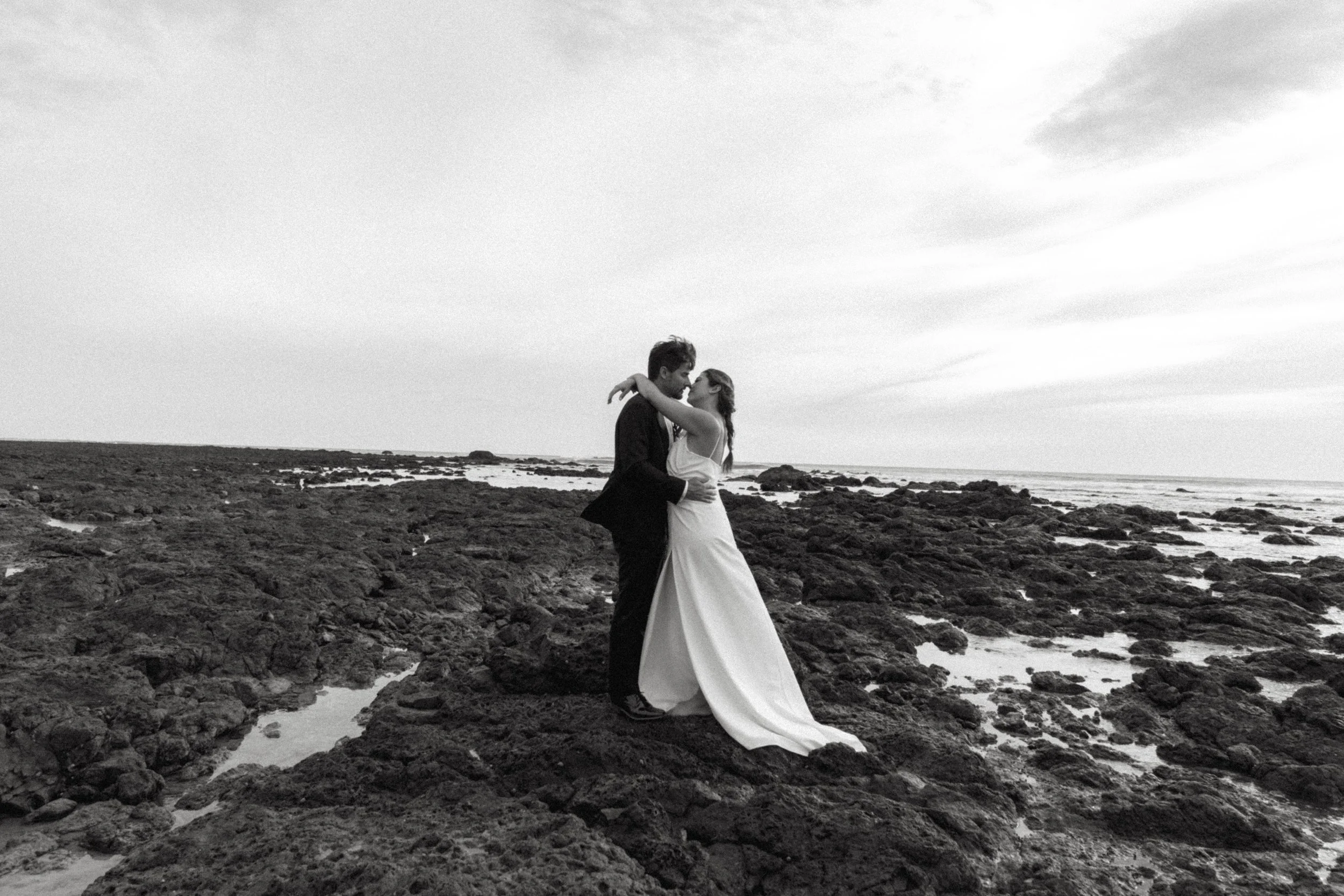 Top 10 Must-Have Photos on Your Wedding Day (and the Moments You Didn’t Know to Ask For)
