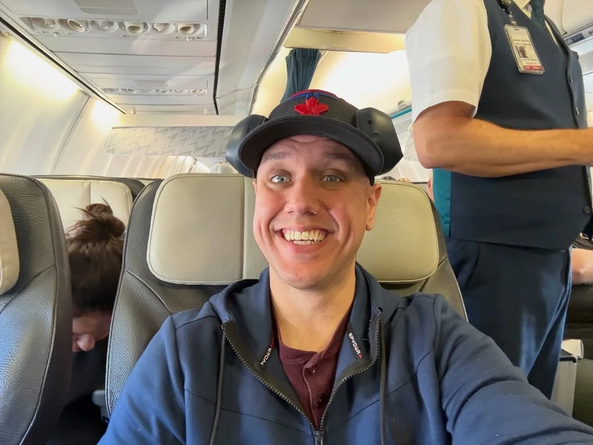 Here we go! Nothing like a little @westjet upgrade to fly to Cancun in style to meet up with a bunch of other magicians. See you soon, Mexico! 

#mentalist #magician #canc&uacute;n