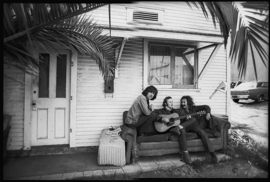 crosby_stills__nash_1969_disappearing_house-930x626.jpeg