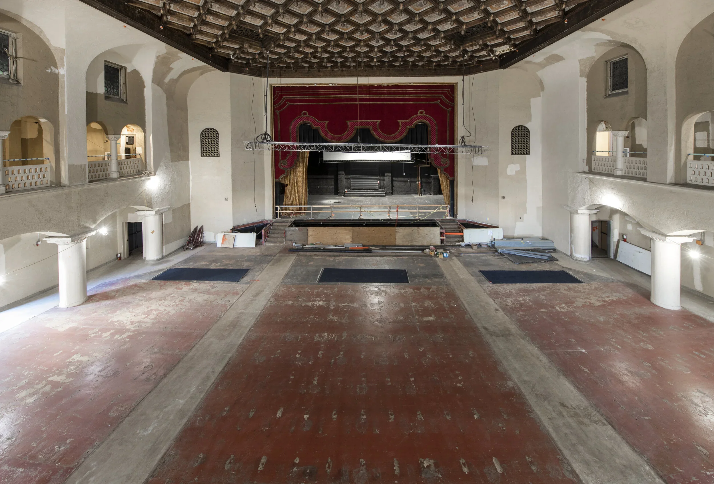 Grand+Theater.webp
