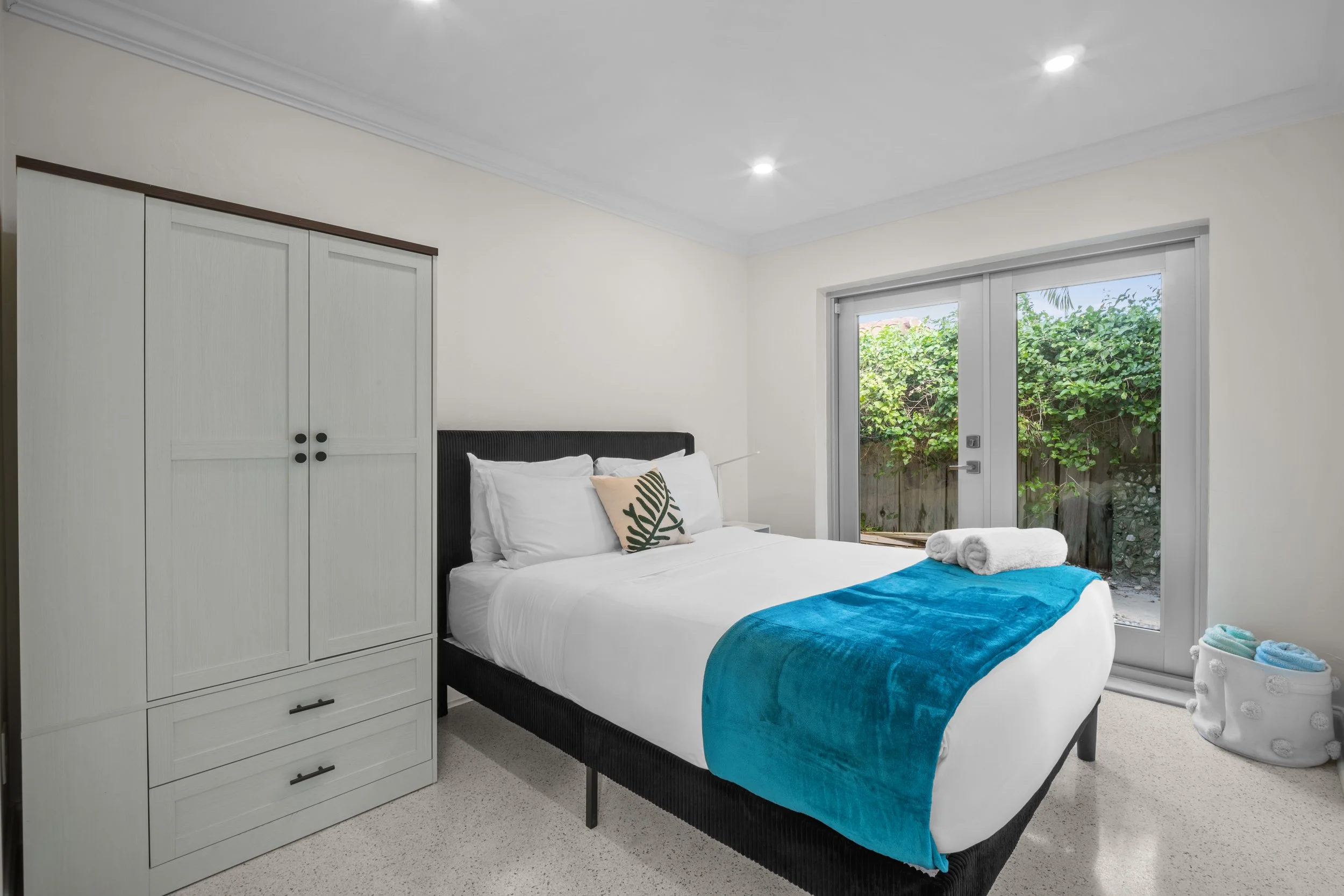 Real estate photography guest bedroom