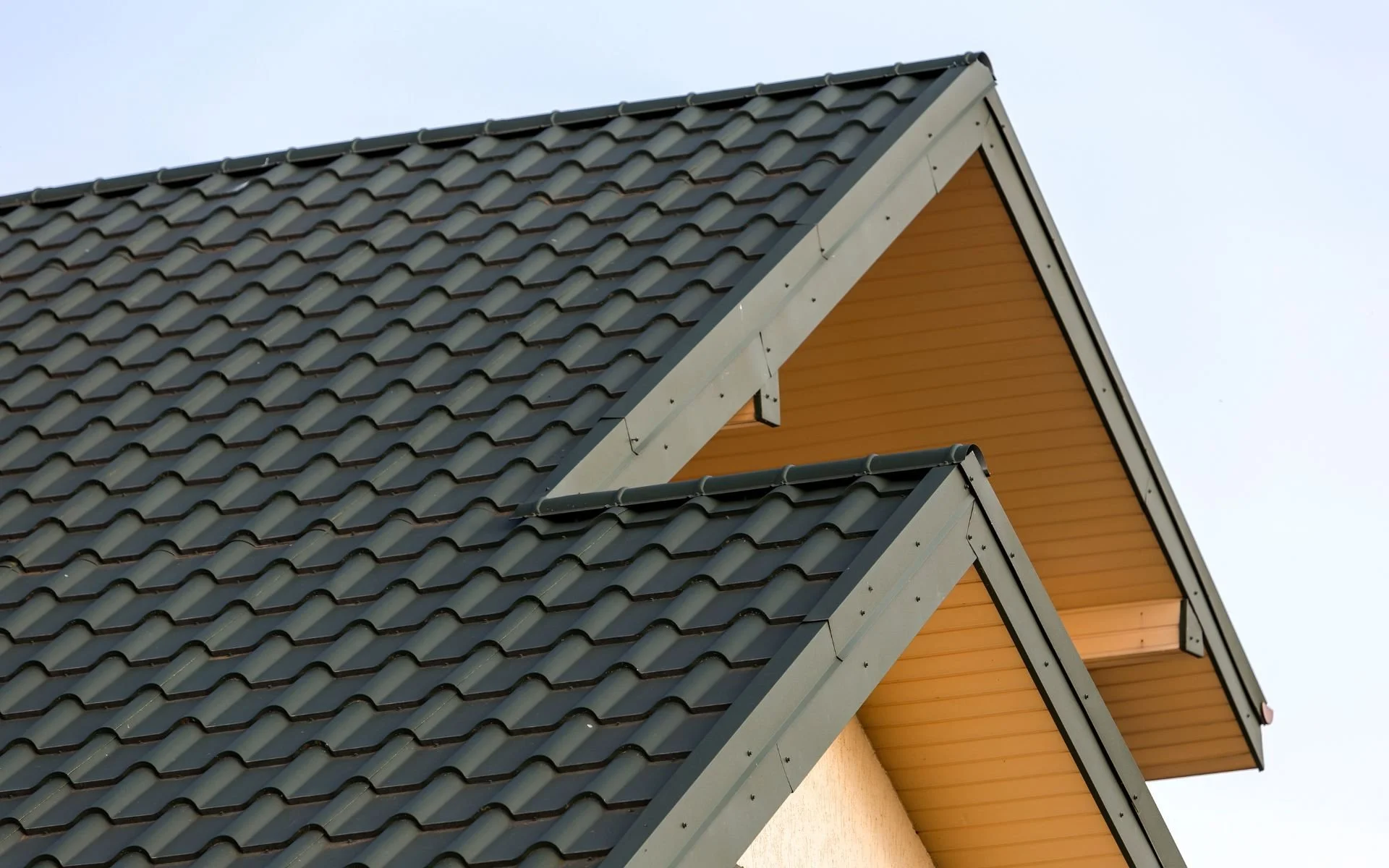 Best Metal Roofer in Bend Oregon by Tin Shield Roofing