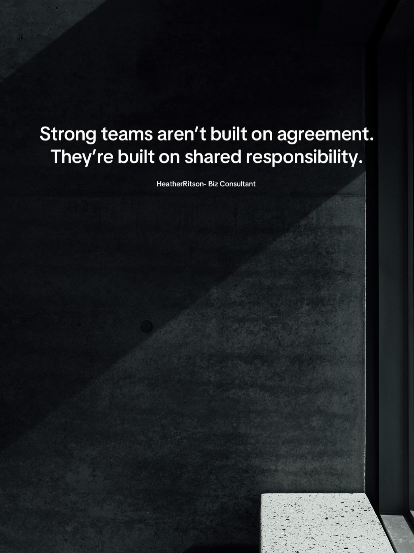 If everyone always agrees with everyone, your team is probably toxic 😷

Disagreements, controlled conflict, that&rsquo;s how innovation sparks.

When the team is aimed on the same goal, the same focus, diversity of thought and problem solving brings