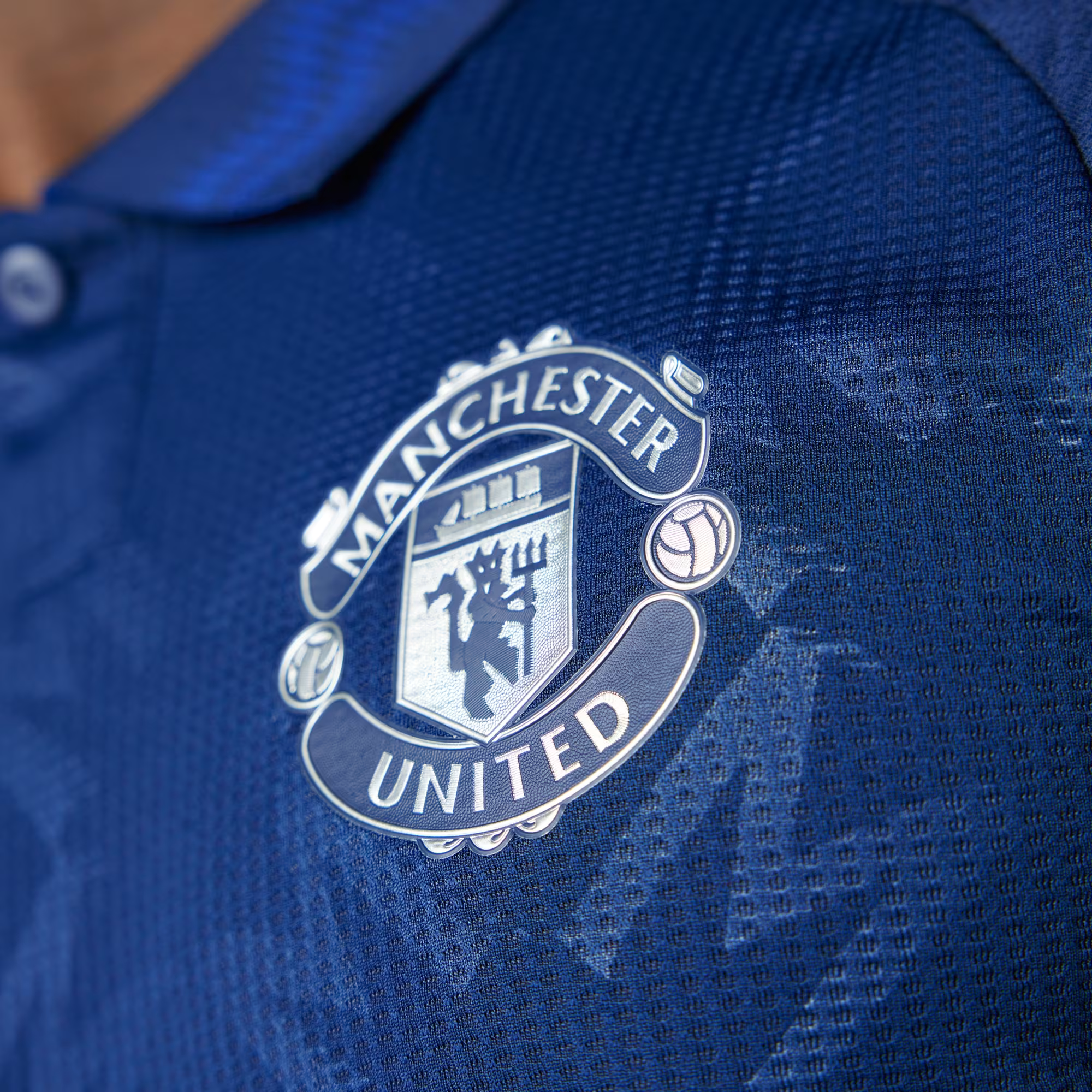 Manchester_United_24-25_Away_Authentic_Jersey_Blue_IU1391_HM9.png