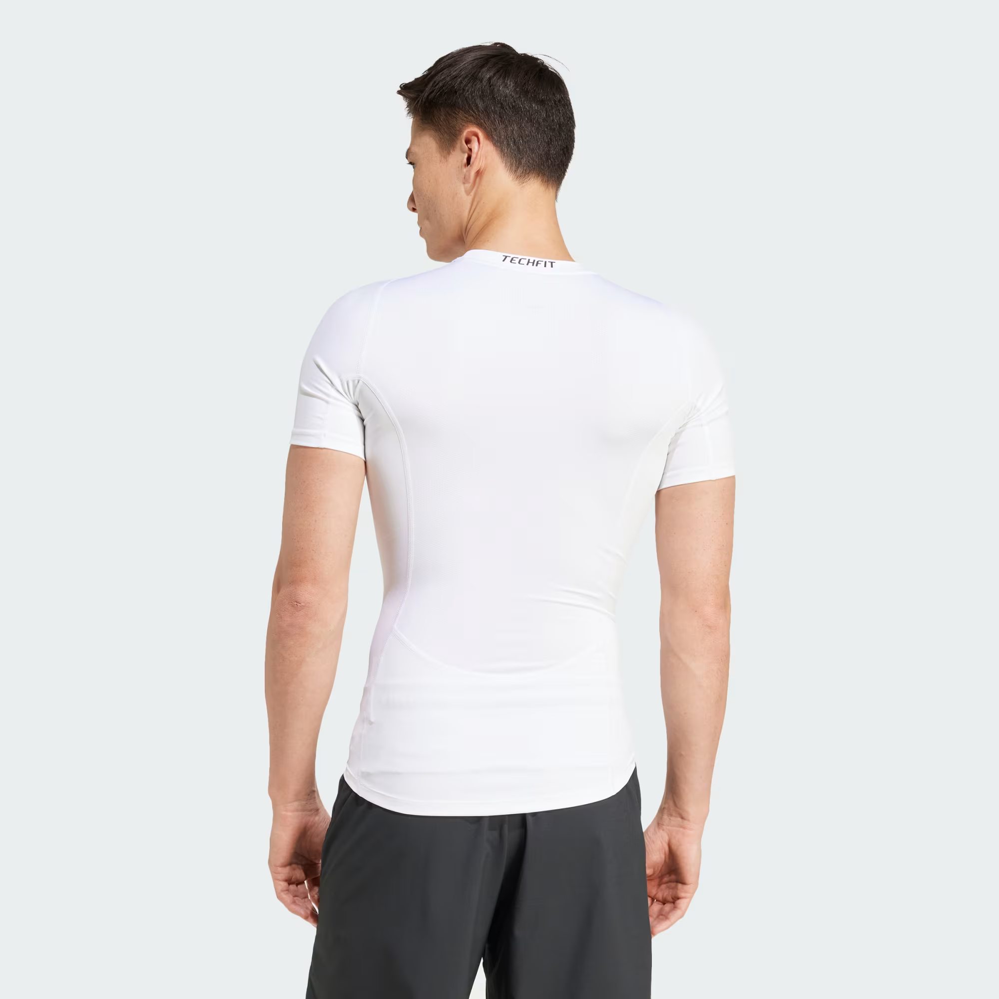 Techfit_Compression_Training_Tee_White_JE6699_23_hover_model.png