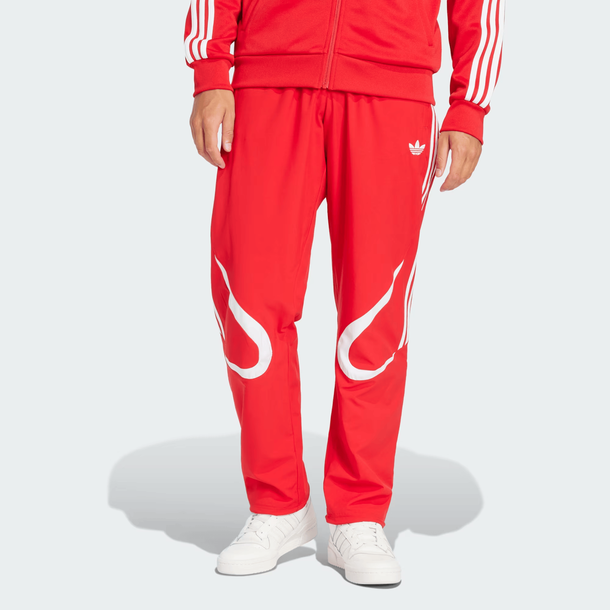 Adicolor_Teamgeist_Track_Pants_Red_JP1118_21_model.png