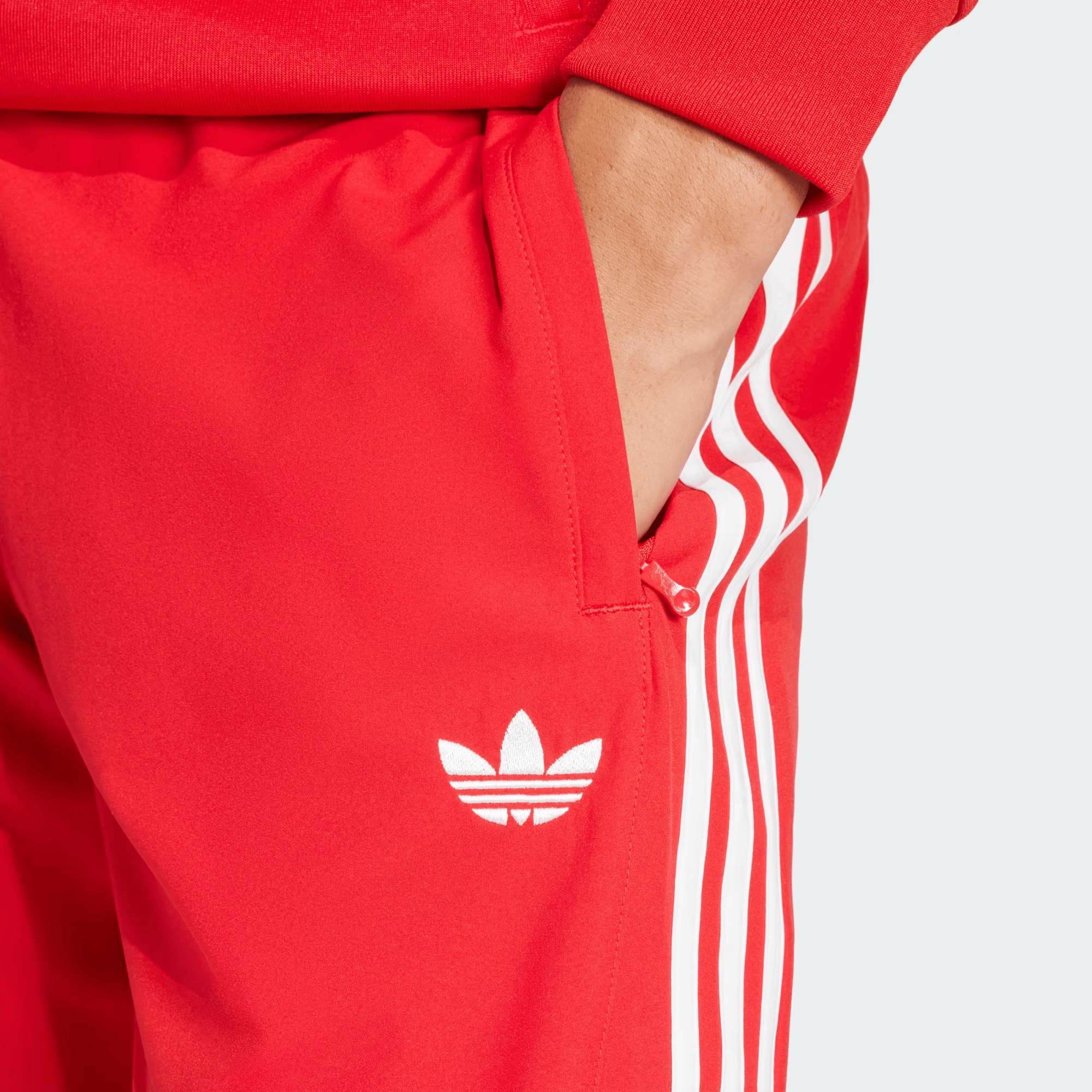 Adicolor_Teamgeist_Track_Pants_Red_JP1118_41_detail.png