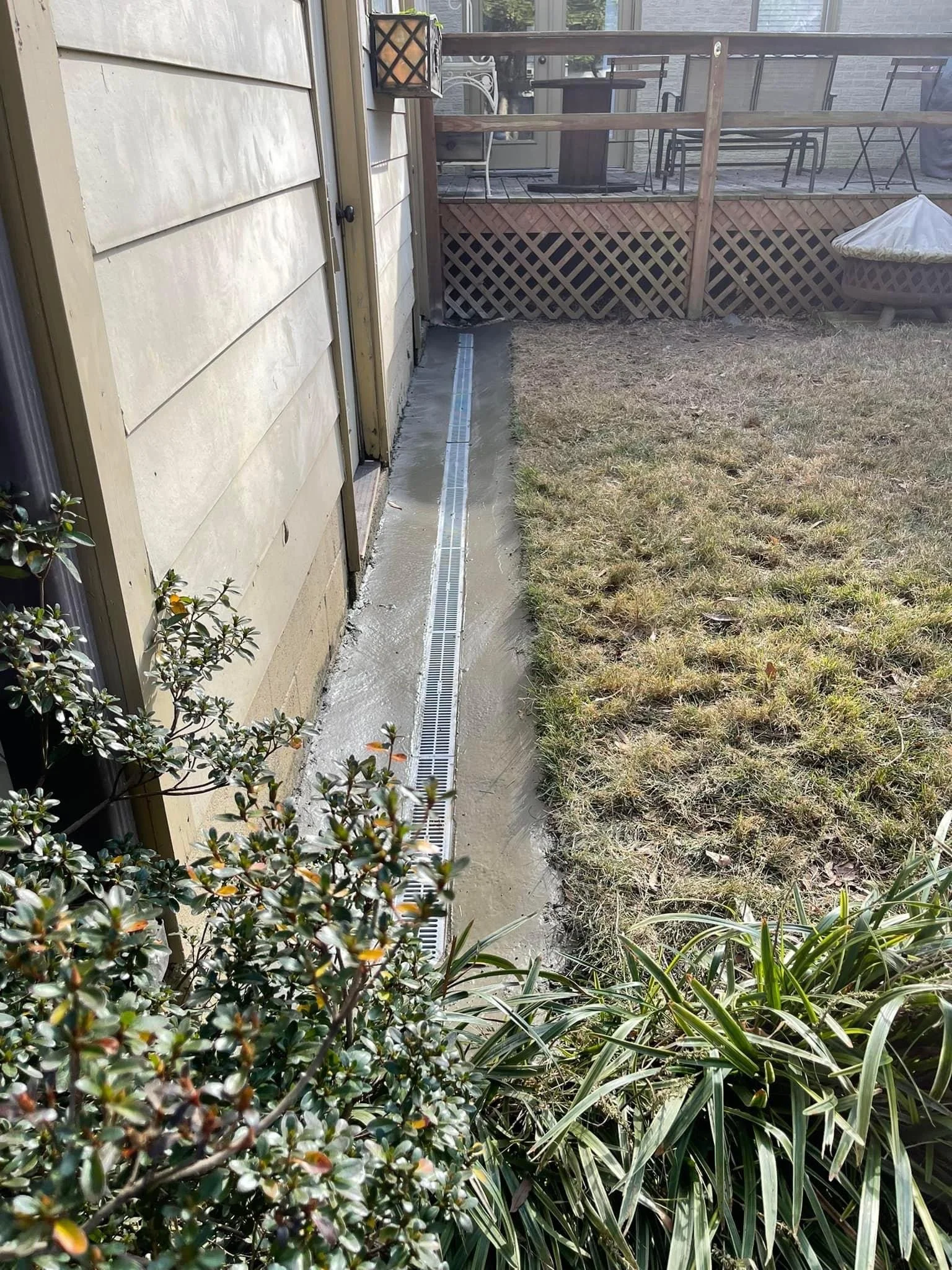 Oranssi project: wraparound deck