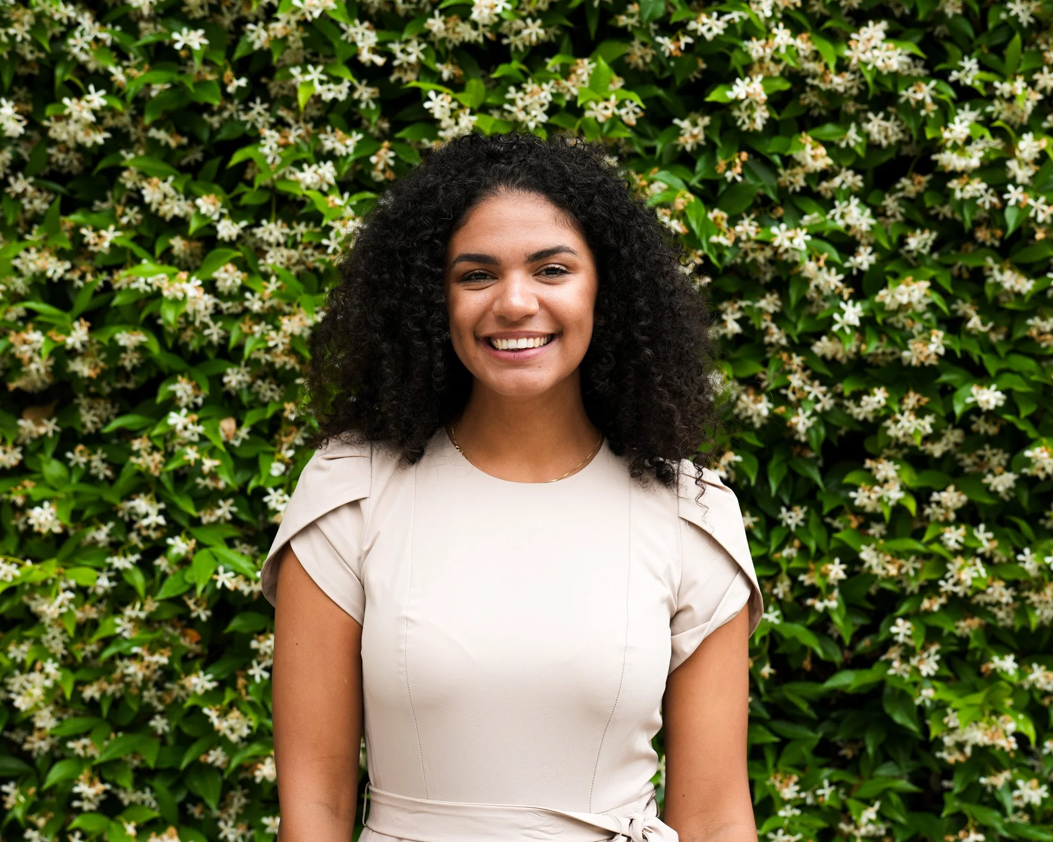 Alexis Ross Headshot 7_2023.JPEG