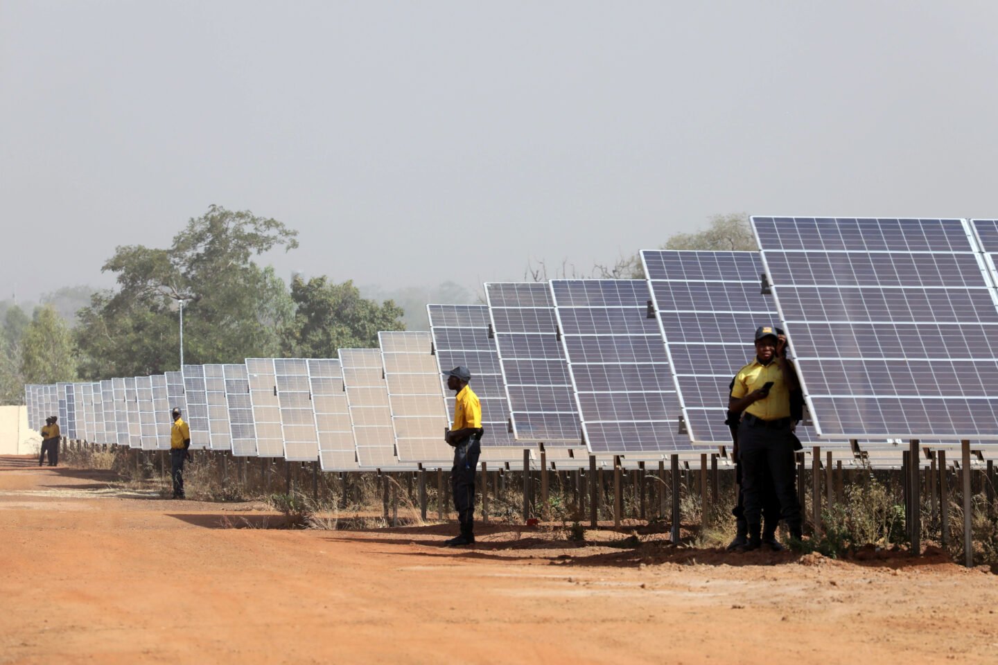Distributed Solar Projects Expanded Across sub‑Saharan Africa, Boosting Incomes and Energy Access
