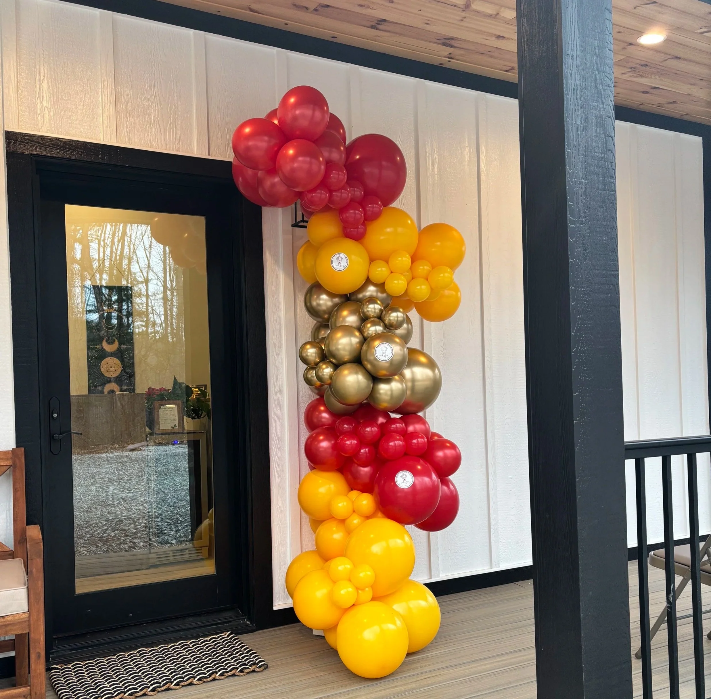 Free Standing Balloon Garland