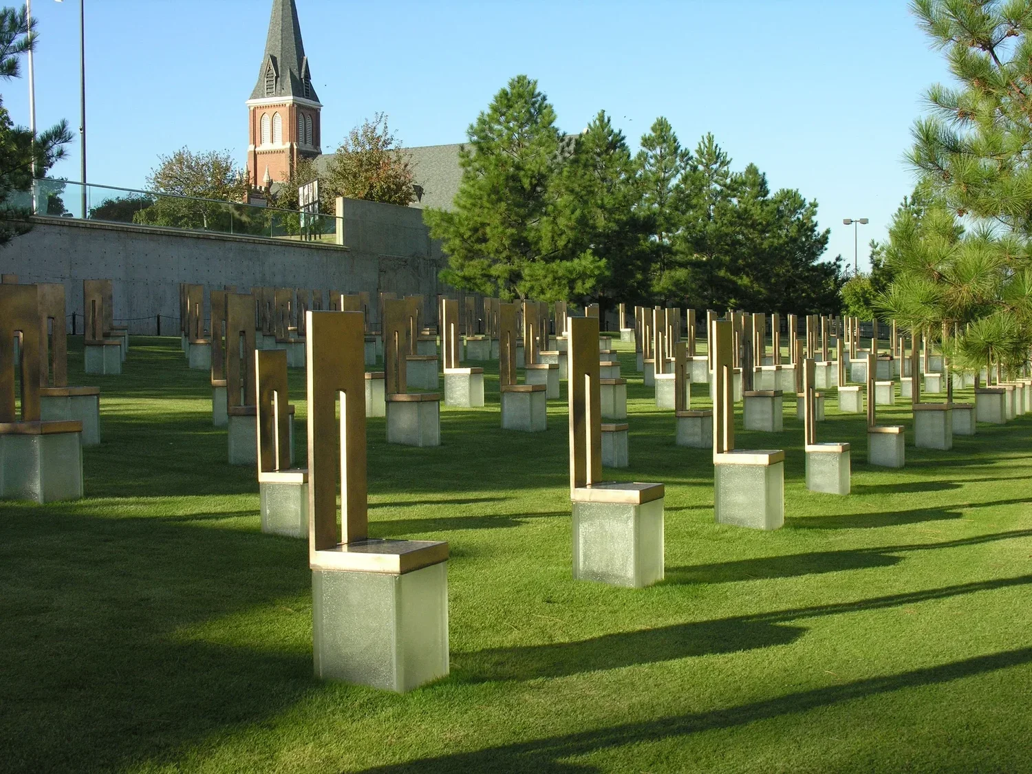Oaklahoma+City+Memorial+-+Cast+Glass+installation.webp