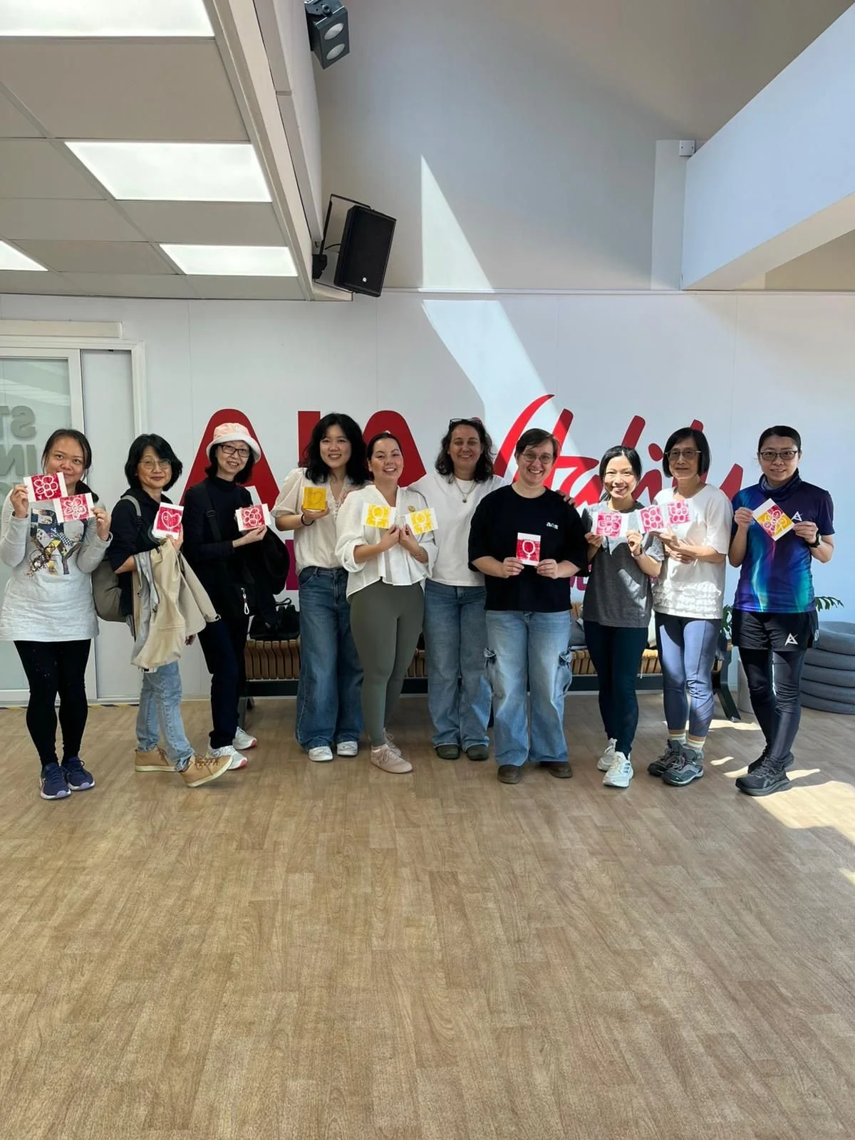 To celebrate International Women&rsquo;s Day, we are thrilled to have A Collective Space (@acollective.space) organize a wood carving workshop for the migrant domestic workers community at the AIA Vitality Hub (@aiavitalityhubhk)! 🪵🔨🔧🖌️🎨

The da