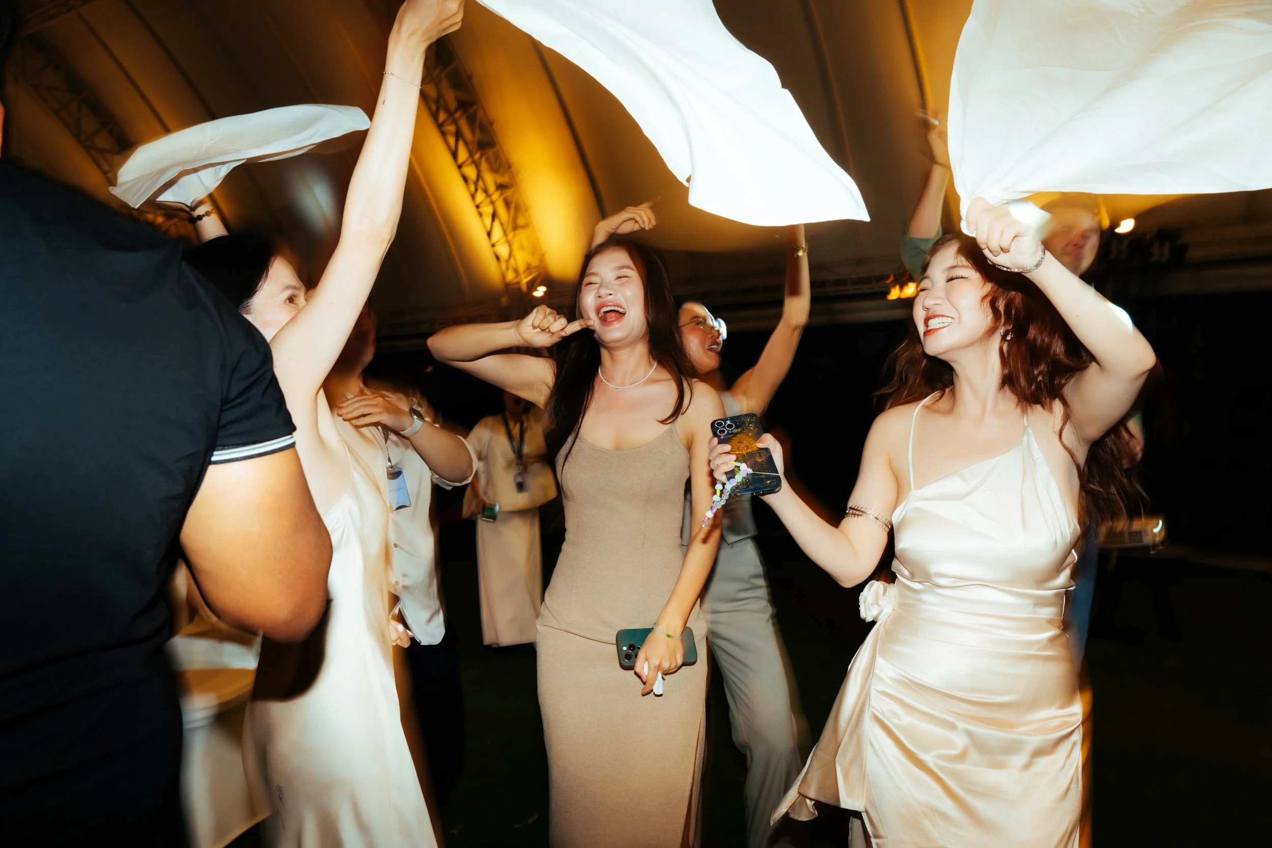 Put your hand up (125).jpg