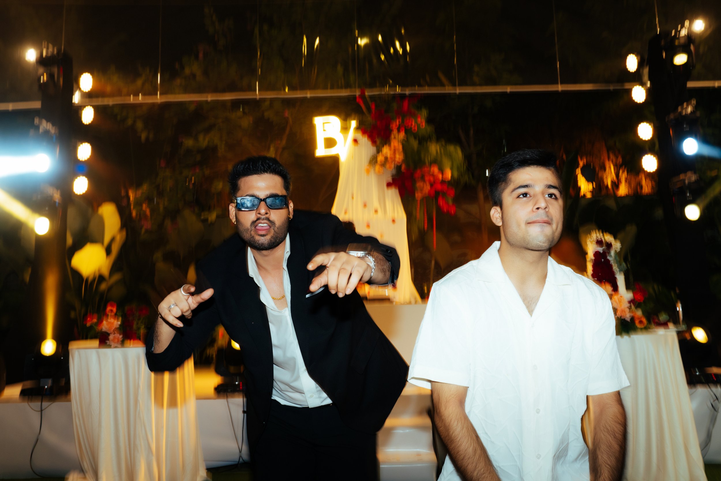 Put your hand up (32).jpg
