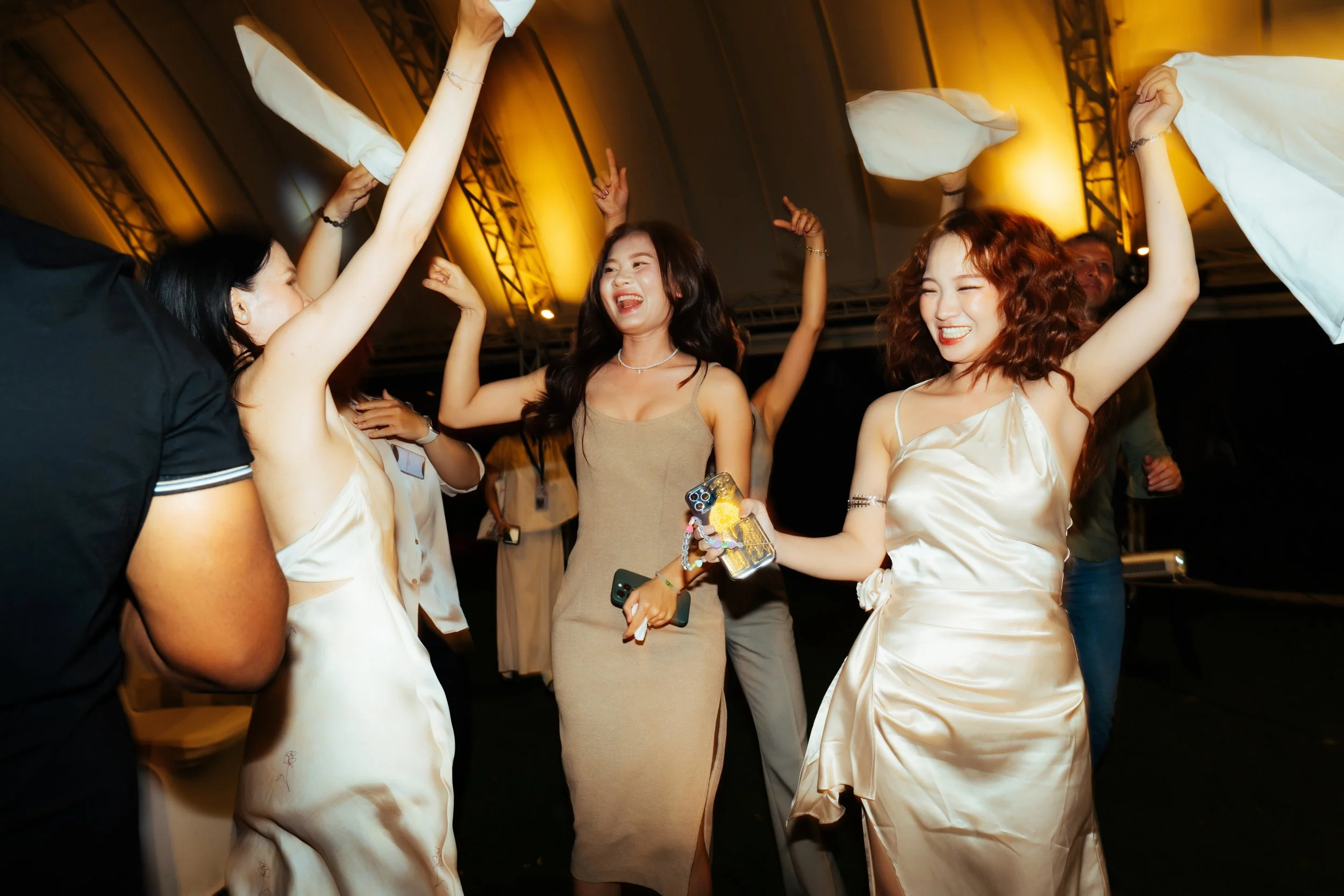 Put your hand up (124).jpg