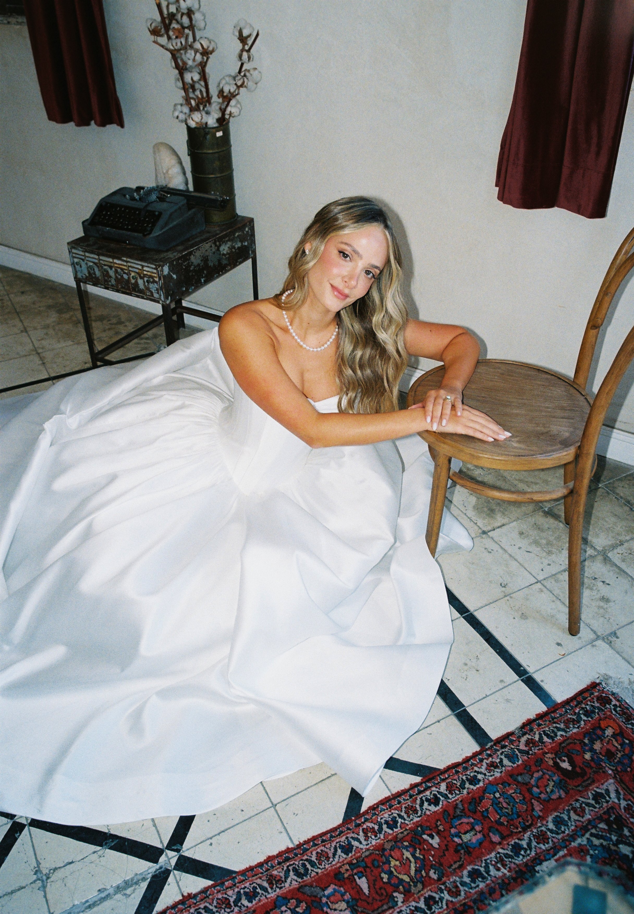 Lee & Gal 1. Prep-56.jpg