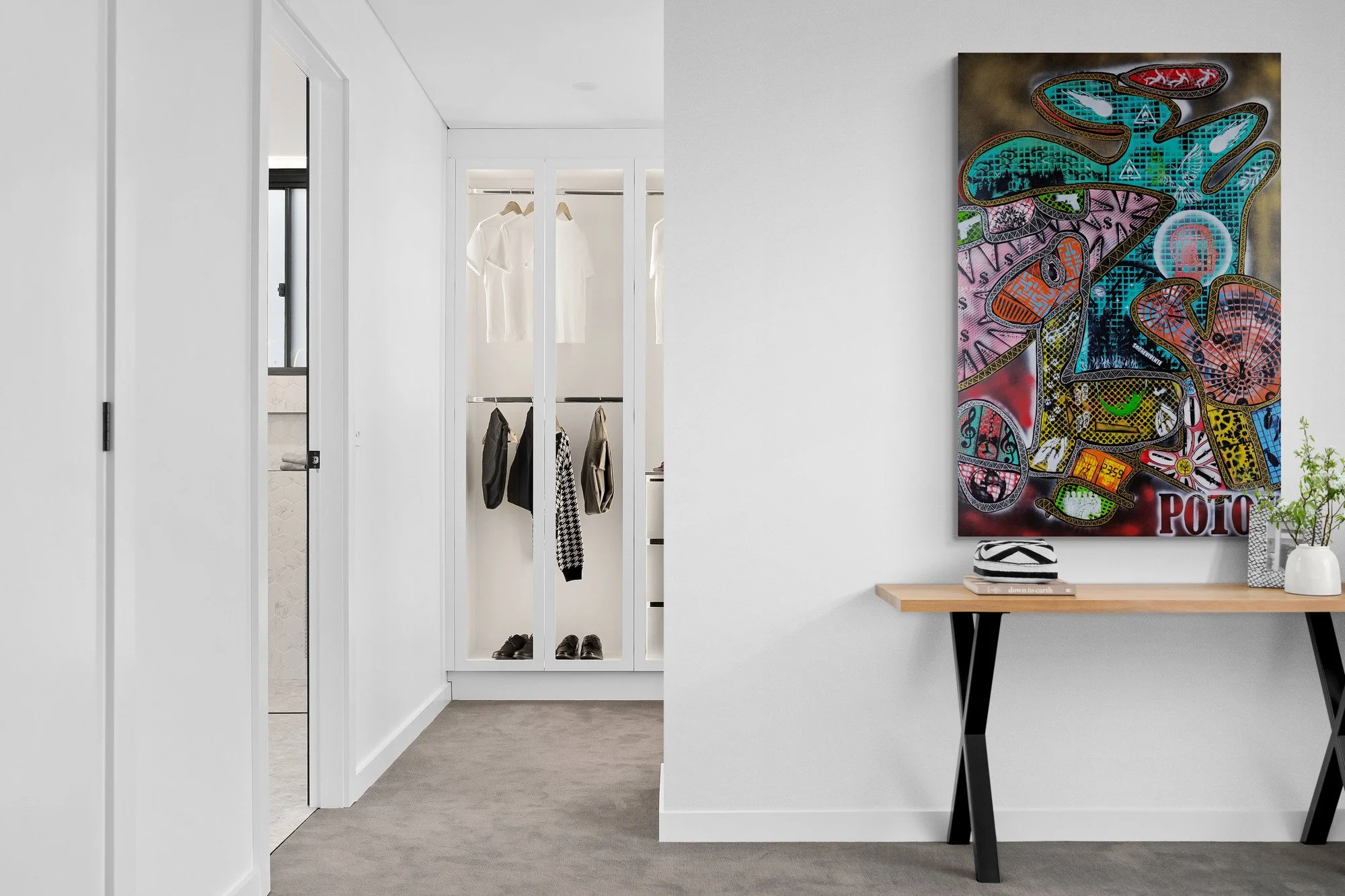 dormitorio-con-mesa-consola.jpg