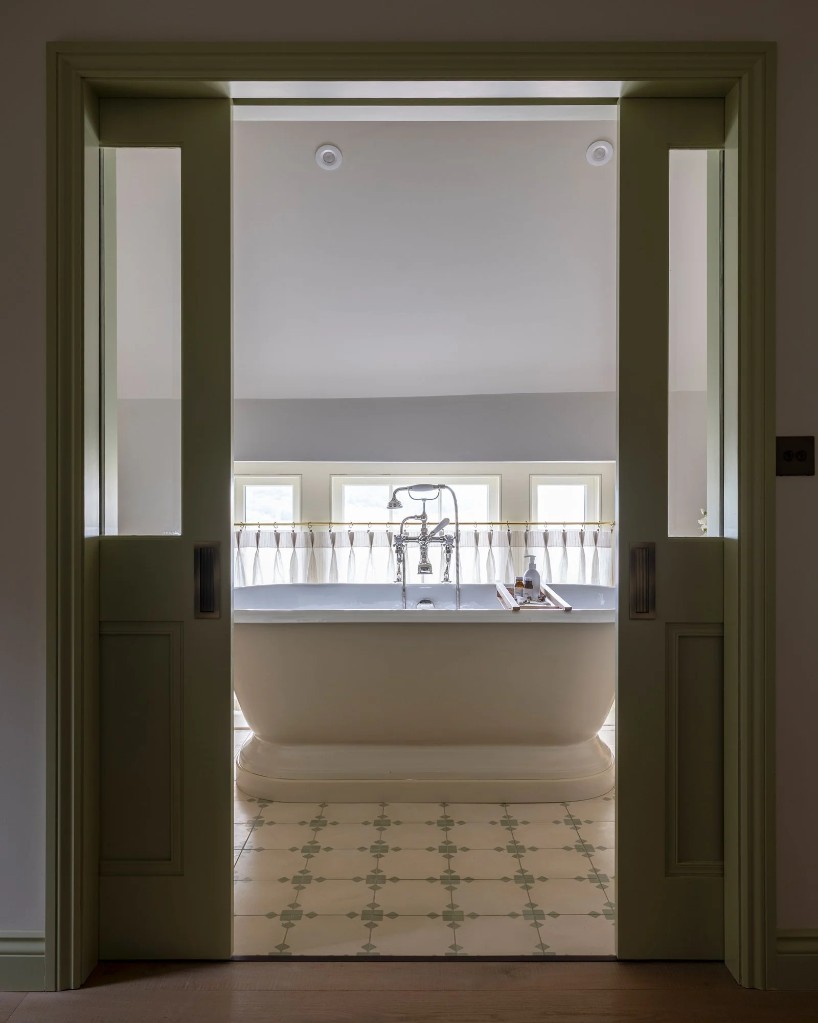 WES_RES_Lunshaw_House_190.jpg