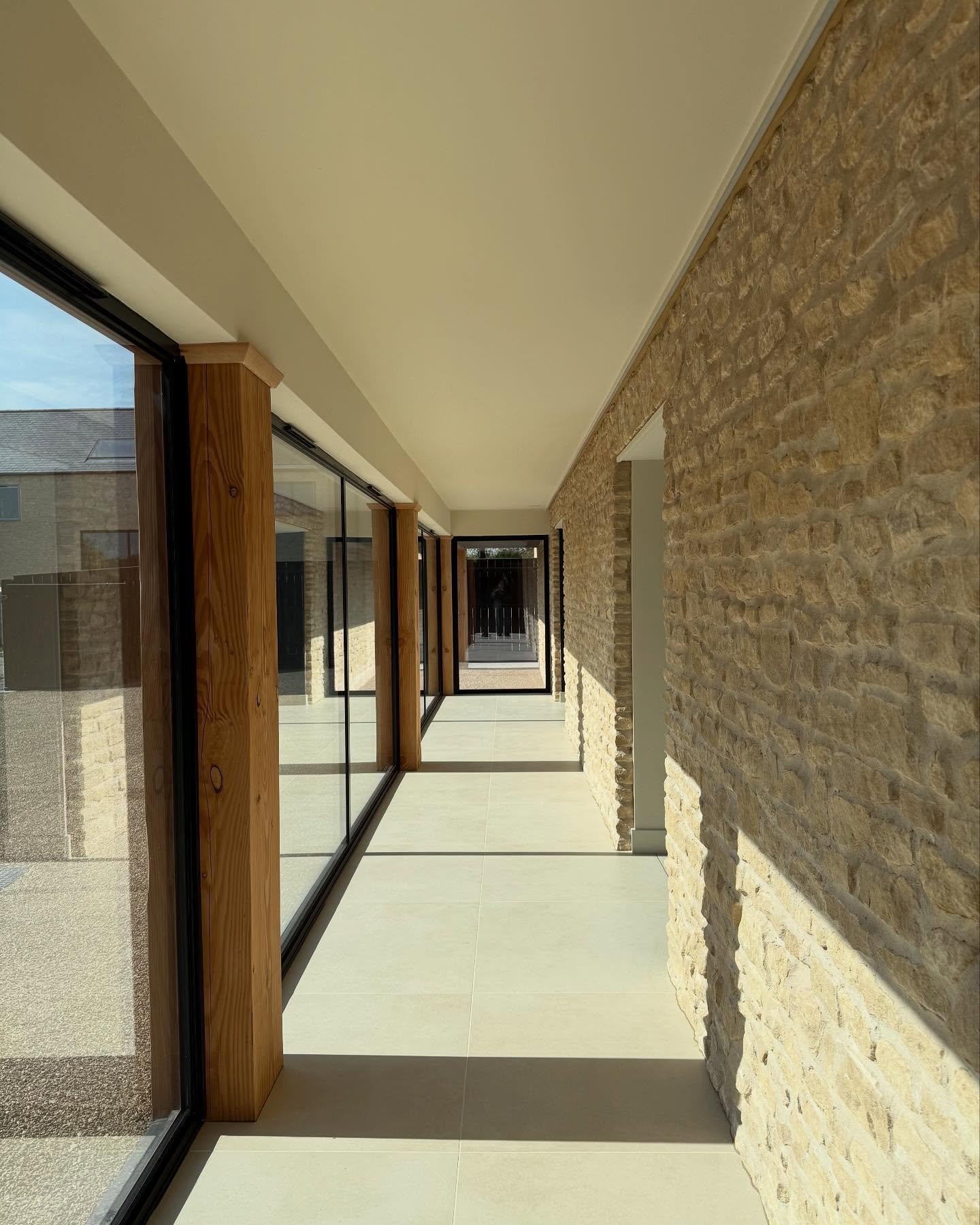 Hall Farm in stills ✨

We love how the light flows through this space&hellip;

#goldenhour #naturallight #newbuild #dreamhome #dreamhouse #newhome #house #interior #housedesign #interiordesign #homedesign #architecture #projectdesign #stonework #bath
