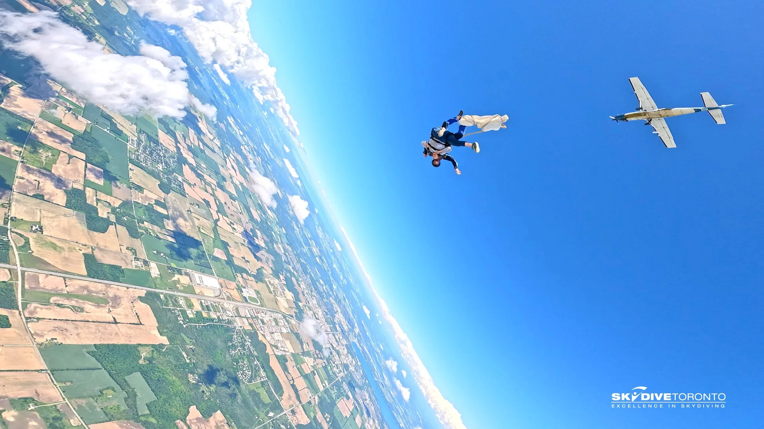 3_Freefall_000419_0_v_c.jpg